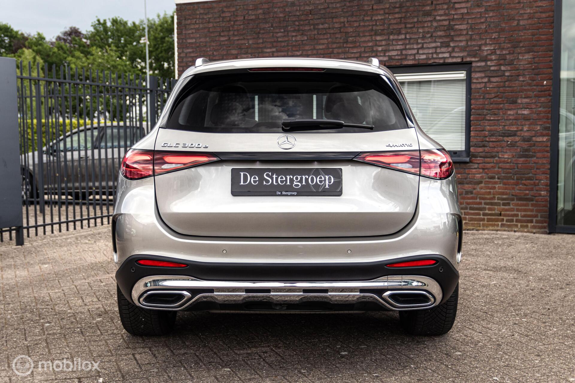 Foto van Mercedes-Benz GLC 300 E 4Matic