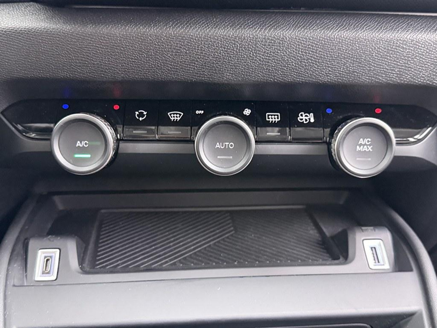 Foto van Citroen E-c4