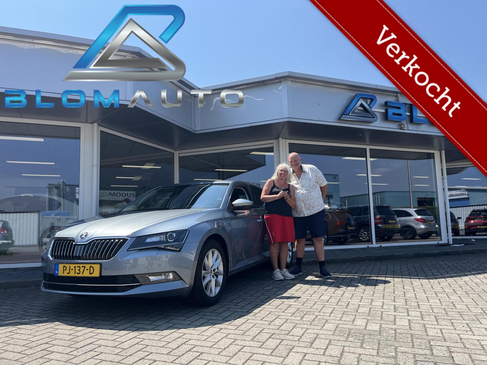 Skoda Superb 1.4 TSI ACT DSG TREKHAAK+CARPLAY+STOELVERWARMIN 2017 - voorkant