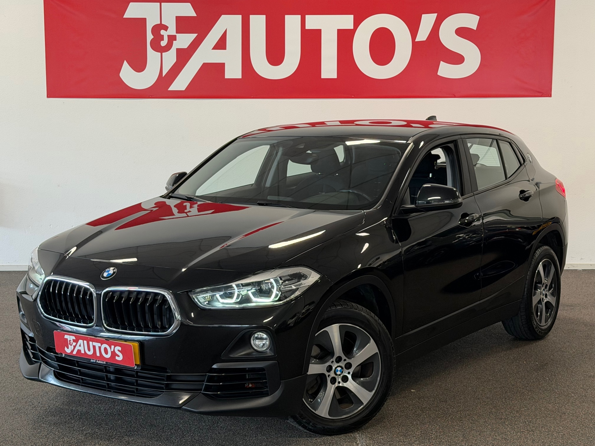 BMW X2 Sdrive20i SDrive20i High Executive|NAVIGATIE|CRUISE|ECC AIRCO 2018 - voorkant