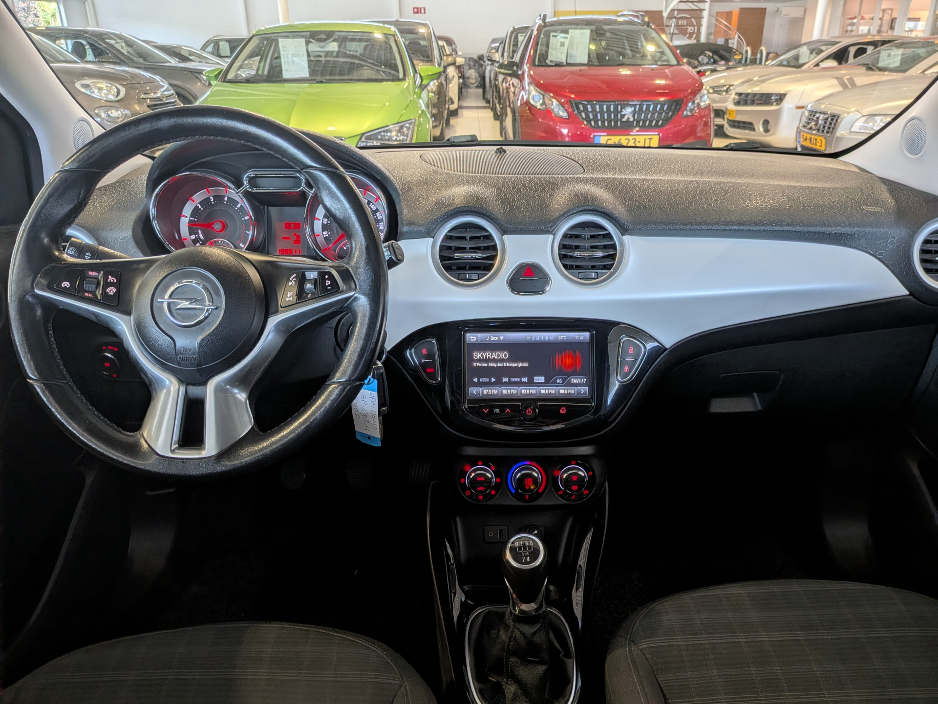 Foto van Opel Adam