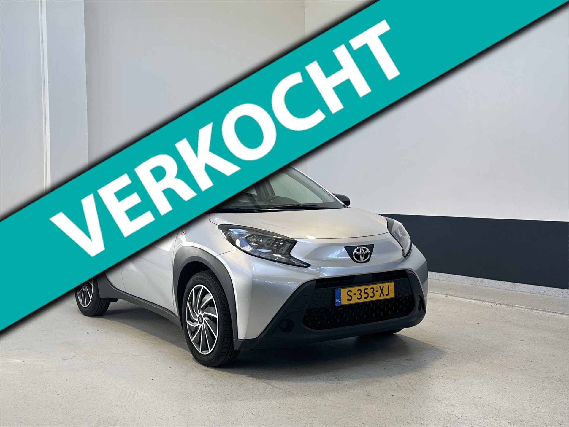 Toyota Aygo X 1.0 VVT-i MT Play 2023 - voorkant
