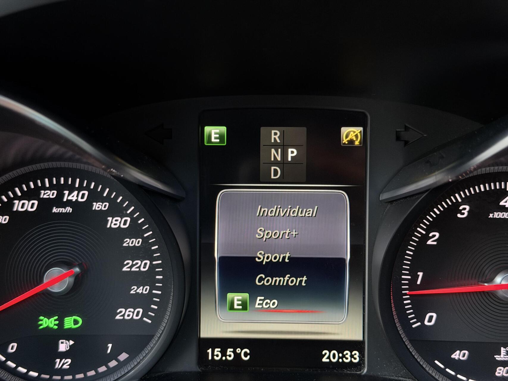 Foto van Mercedes-Benz GLC 250 4Matic