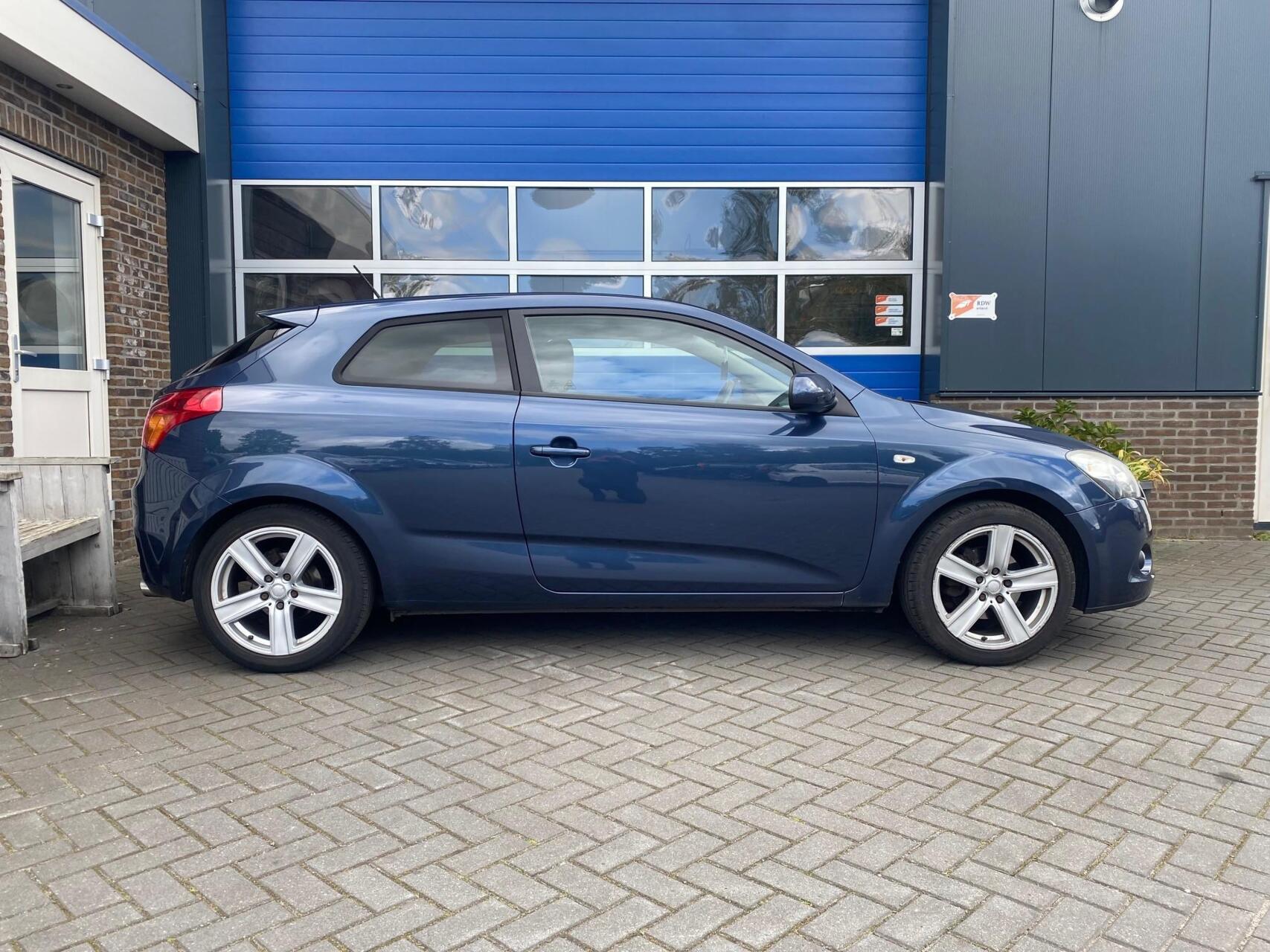 Foto van Kia Cee D