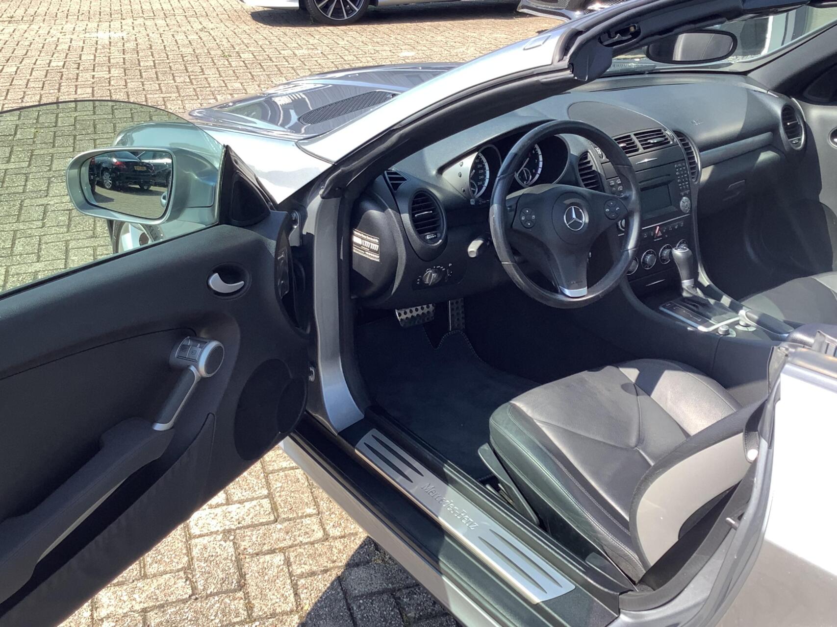 Foto van Mercedes-Benz SLK 200 Kompressor
