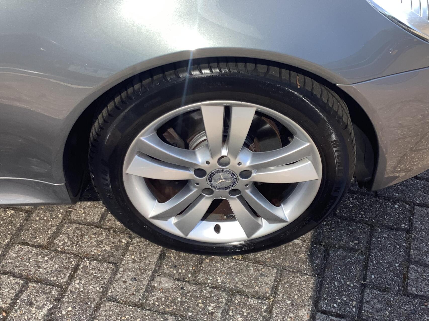 Foto van Mercedes-Benz SLK 200 Kompressor