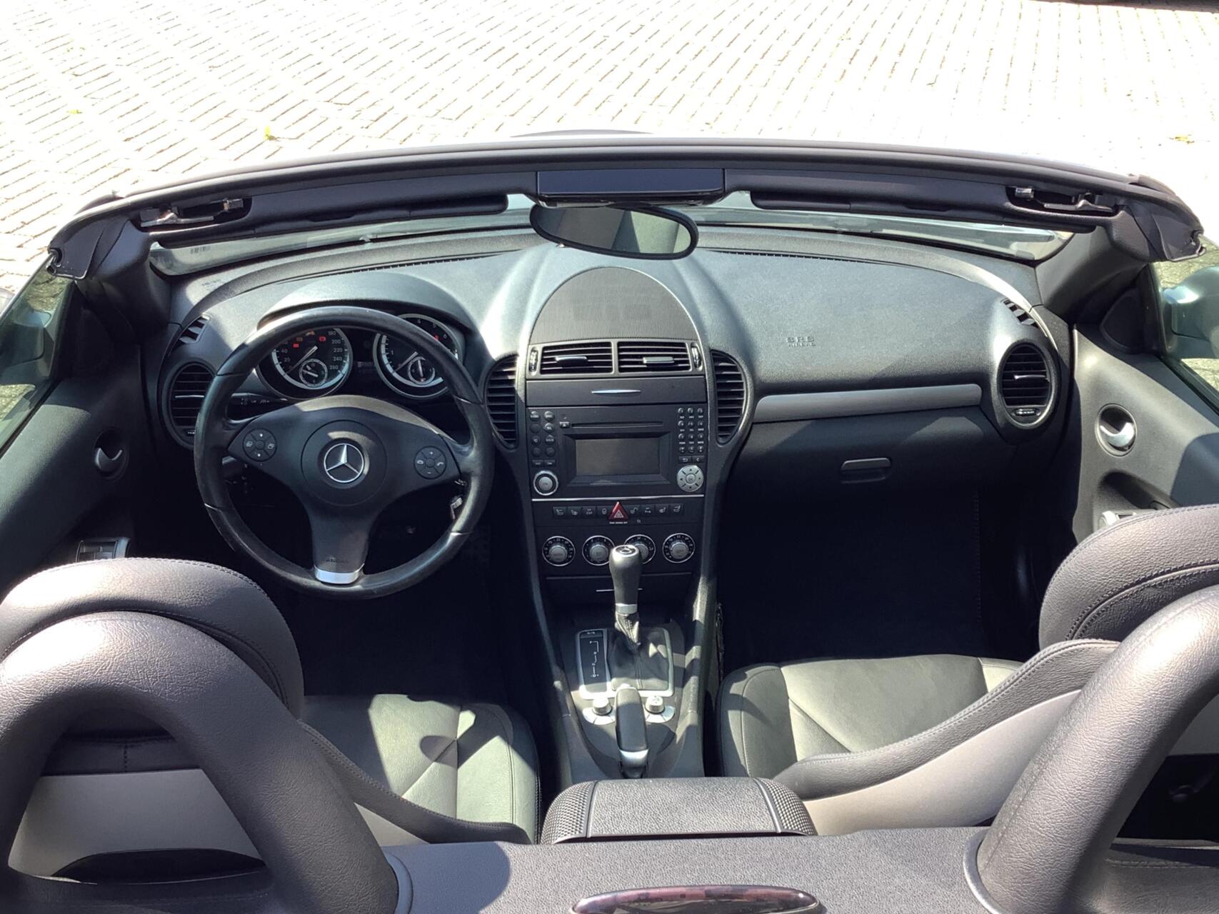 Foto van Mercedes-Benz SLK 200 Kompressor