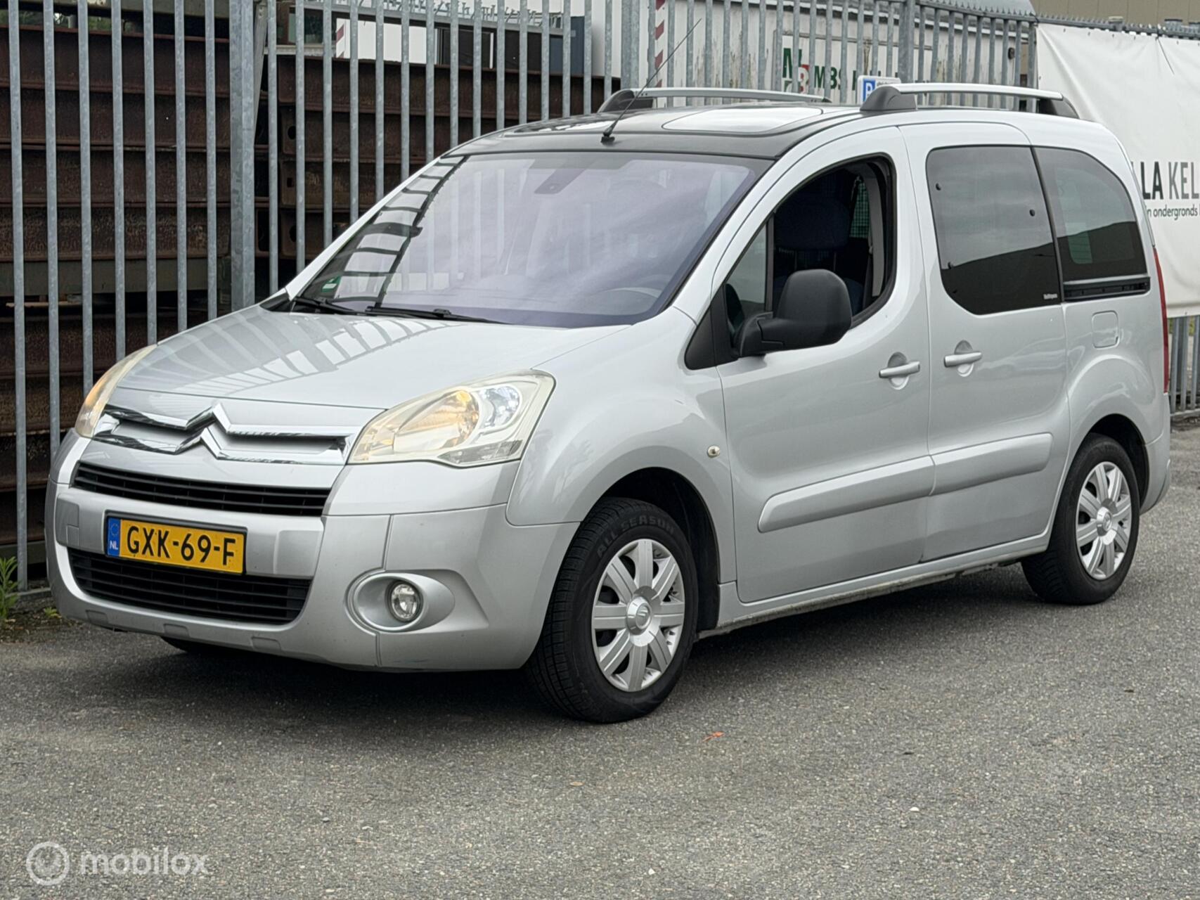 Citroen Berlingo 1.6 VTi 120 XTR 2010 - voorkant