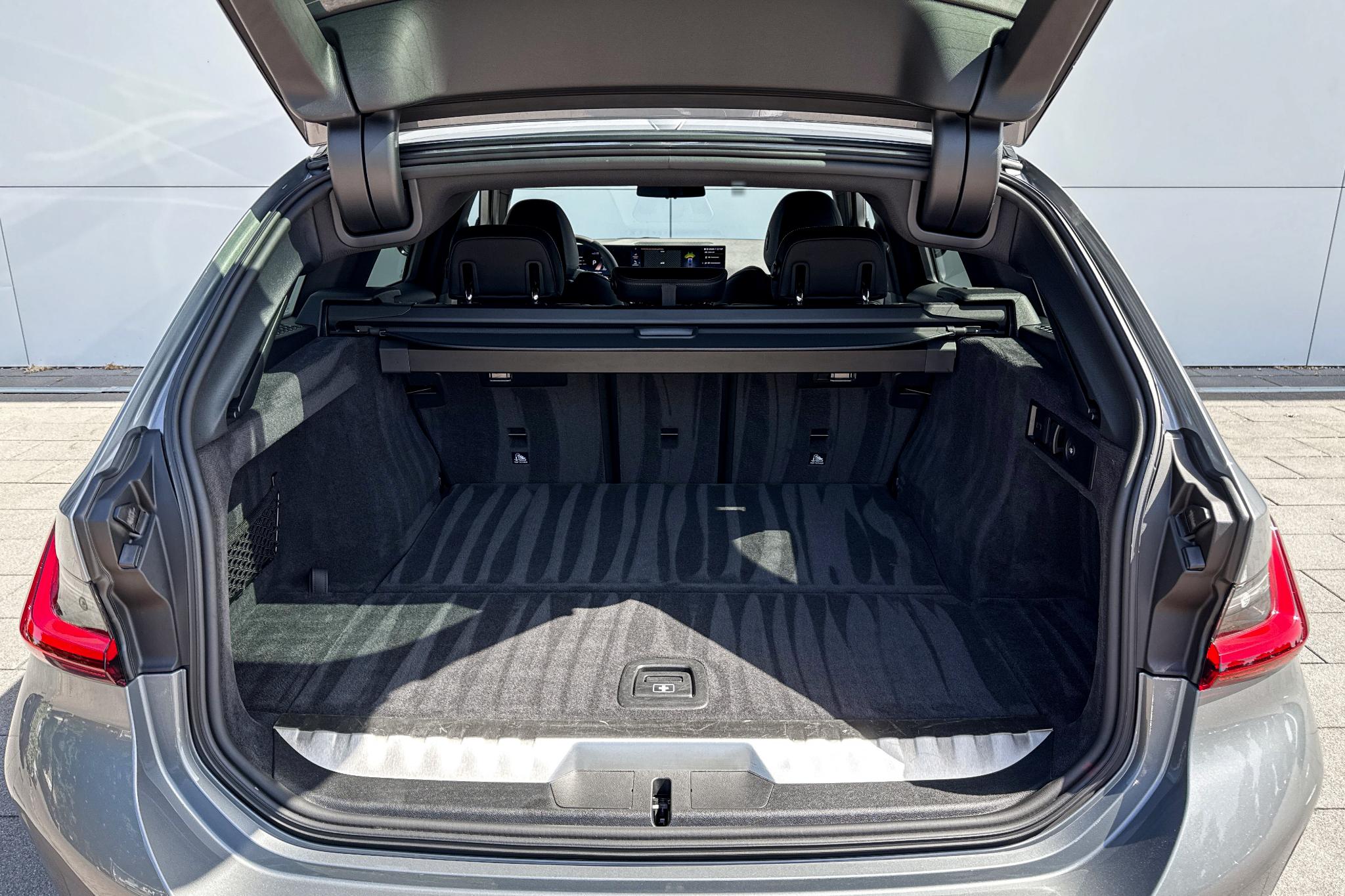 Foto van BMW 330e