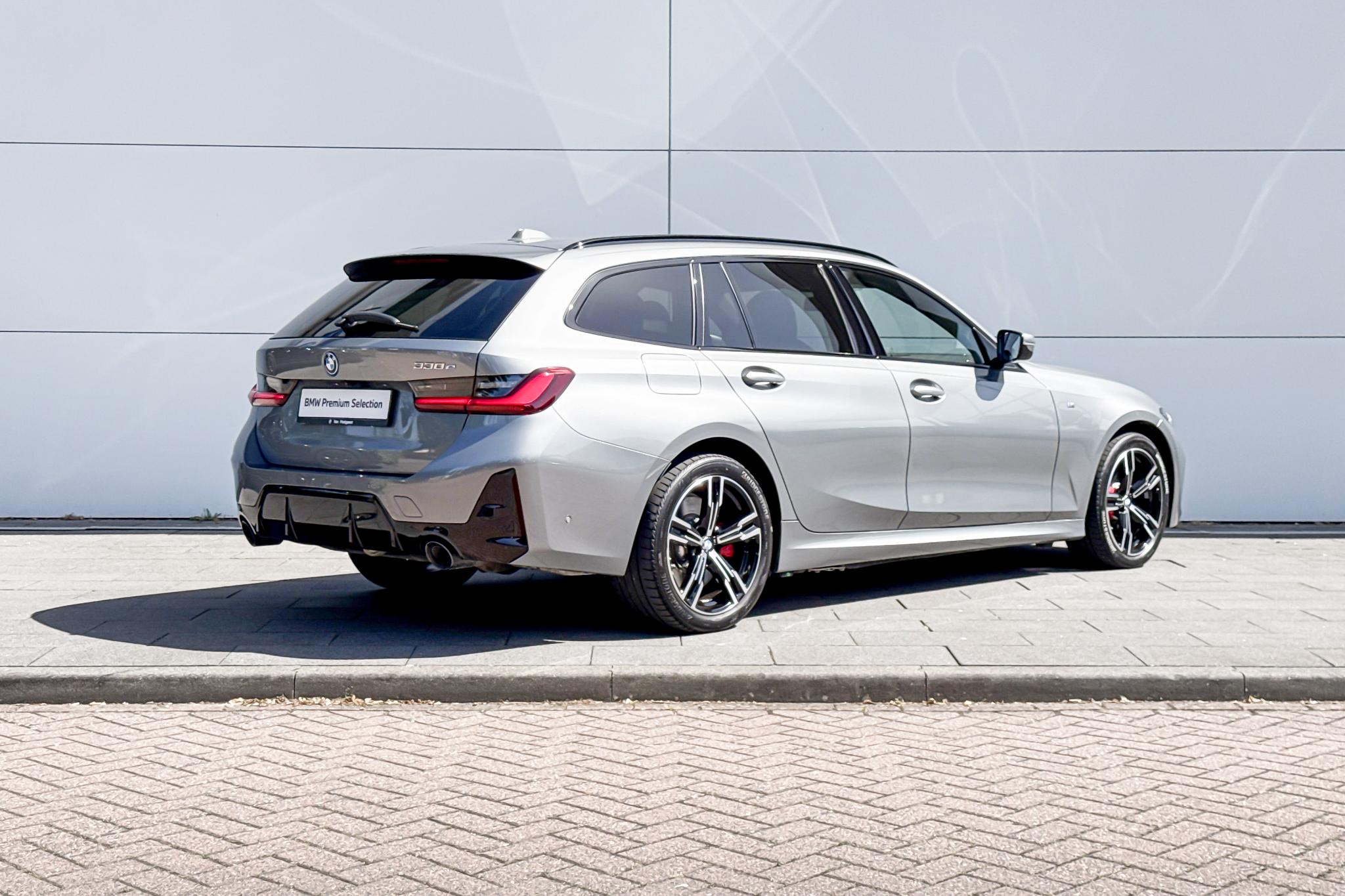 Foto van BMW 330e