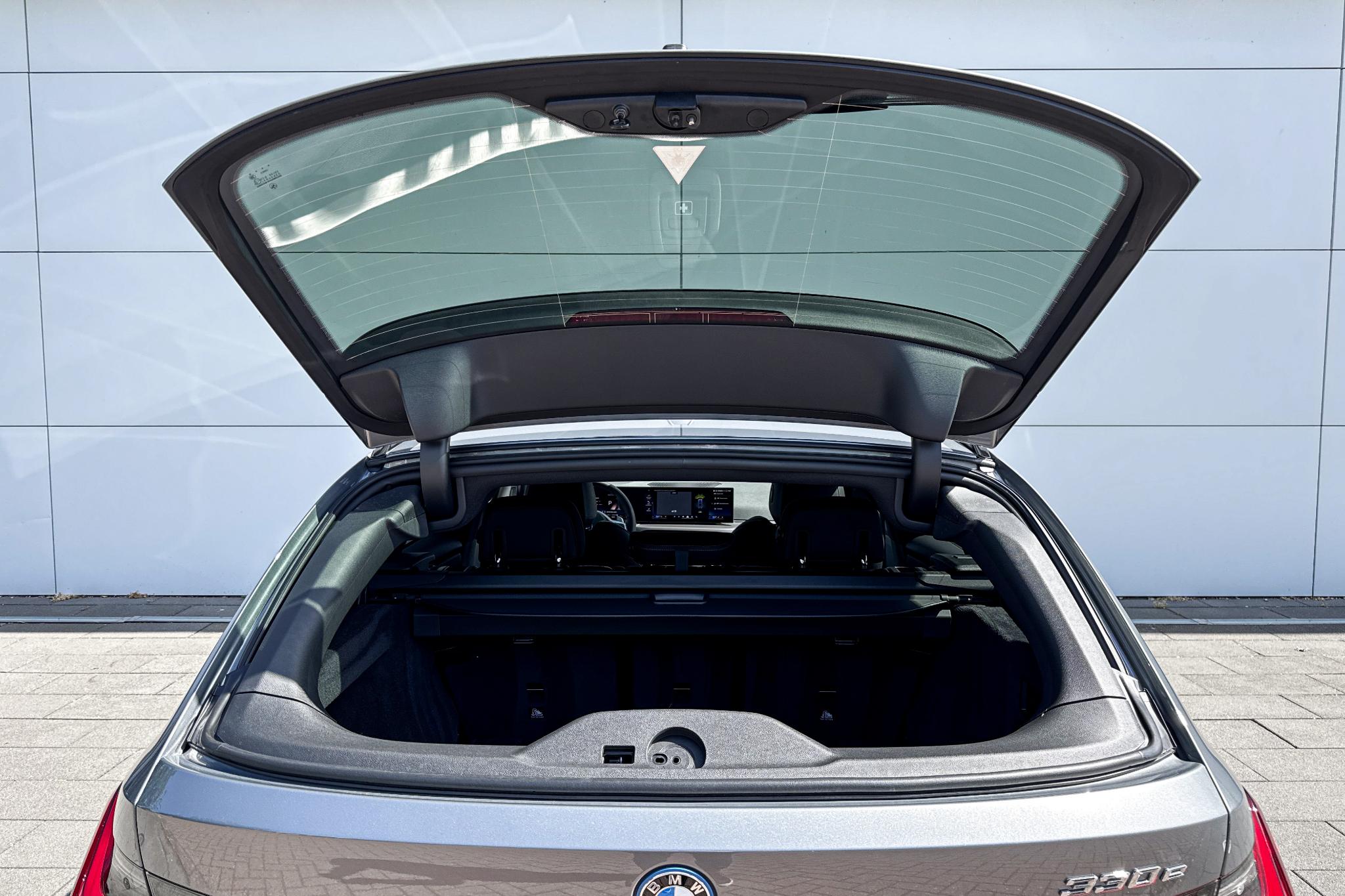 Foto van BMW 330e