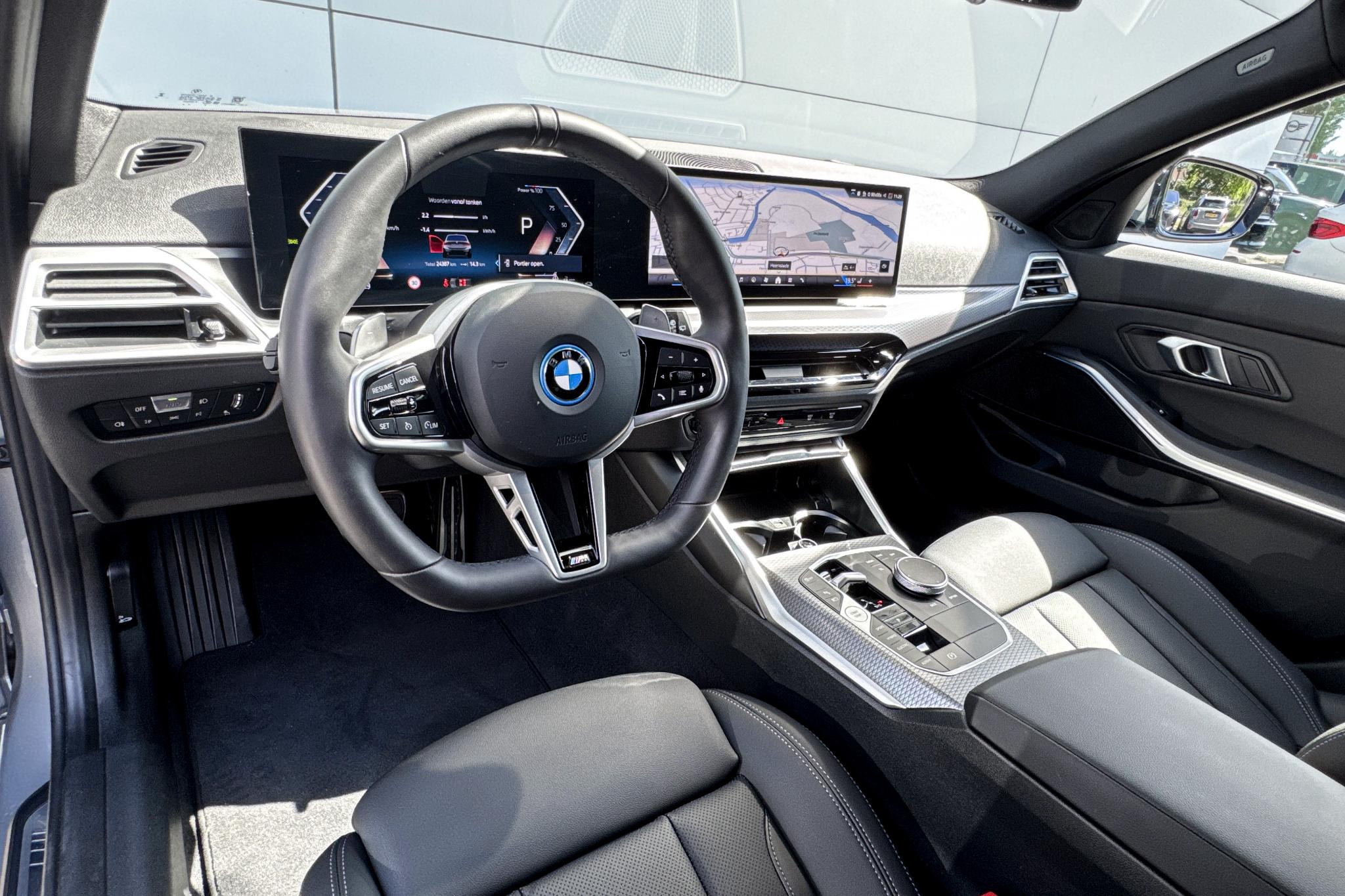 Foto van BMW 330e