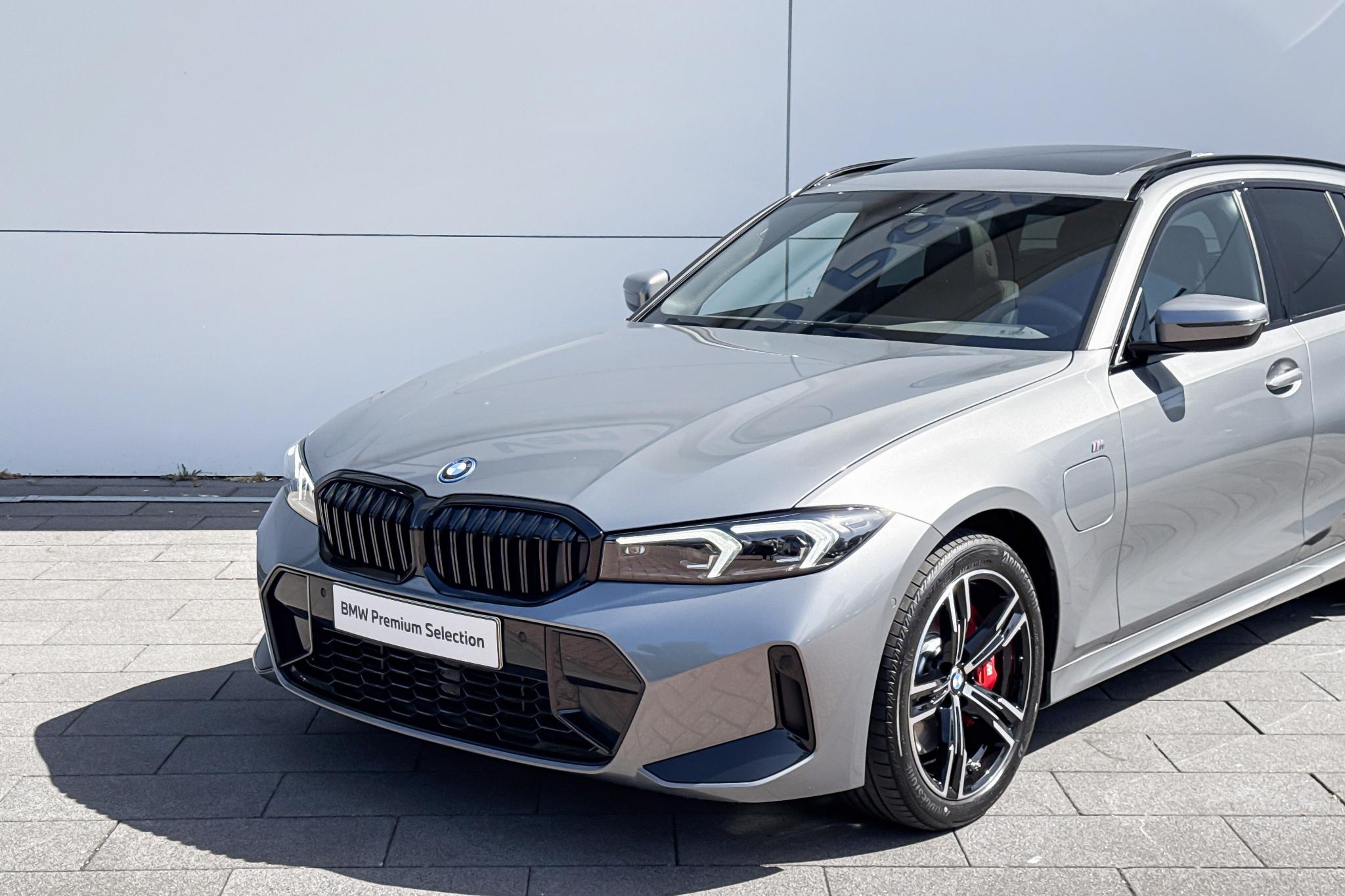 Foto van BMW 330e