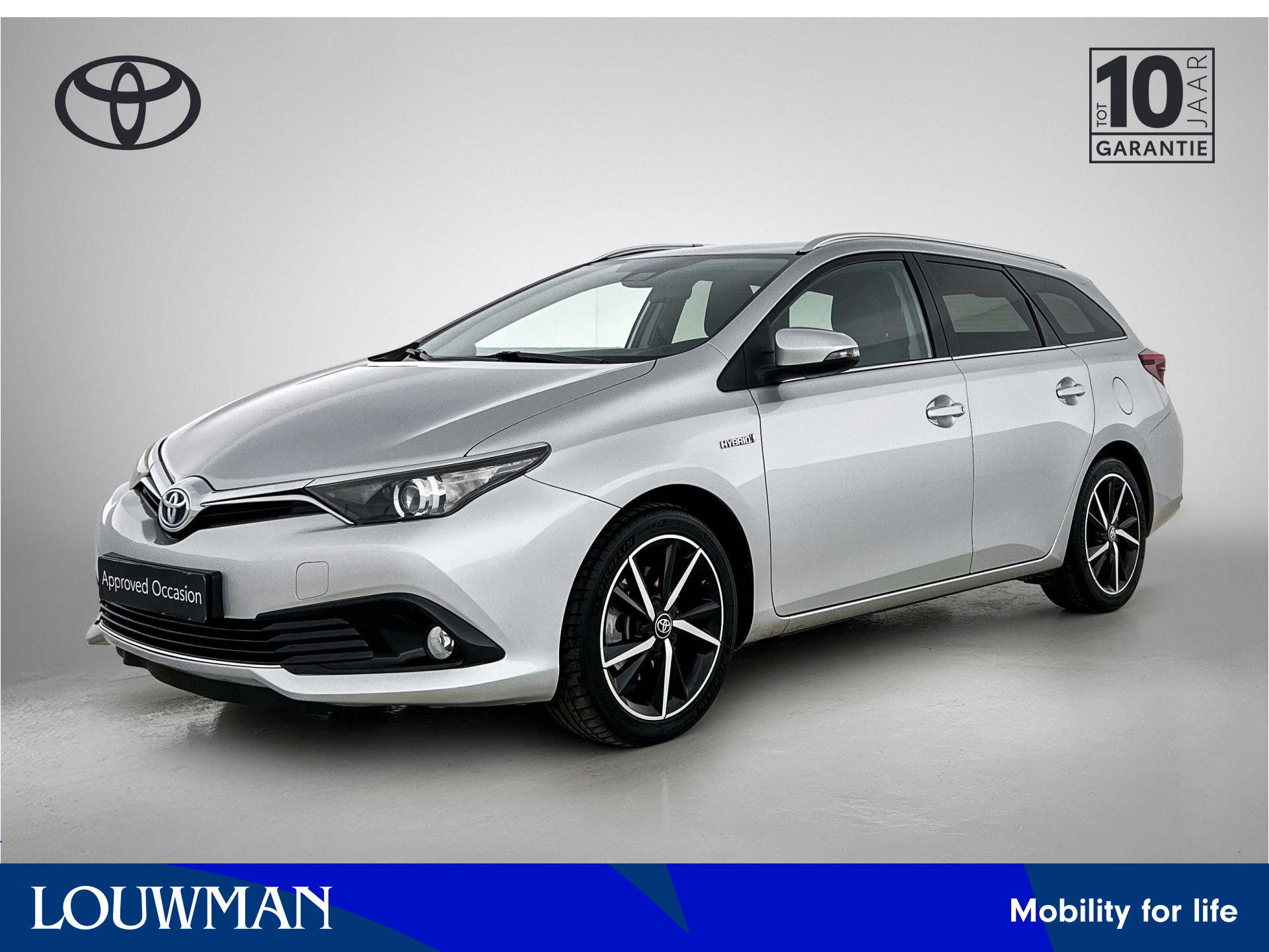 Toyota Toyota Auris 1.8 Hybrid Black Edition Limited 2017 - voorkant