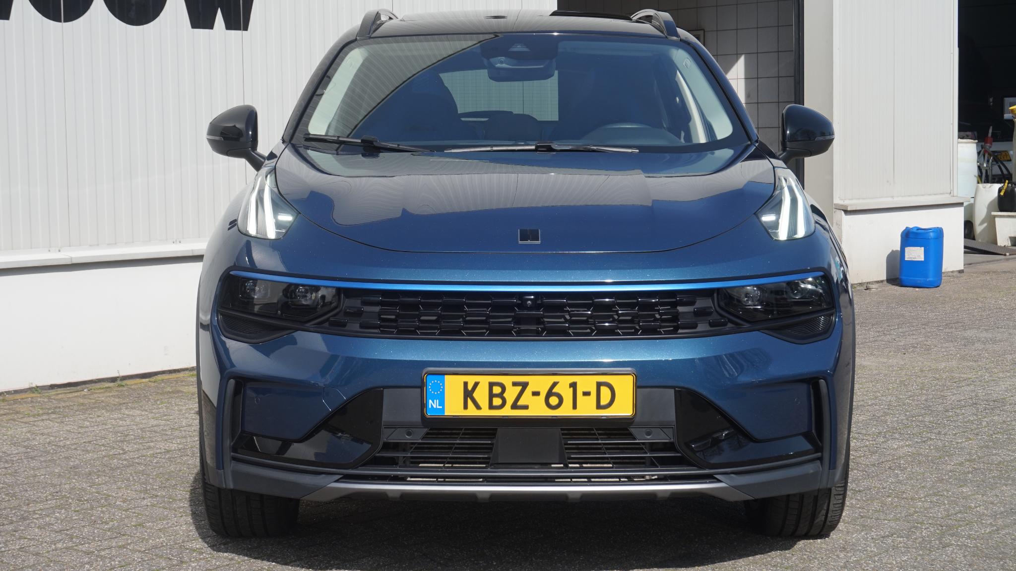 Foto van LYNK & Co 01