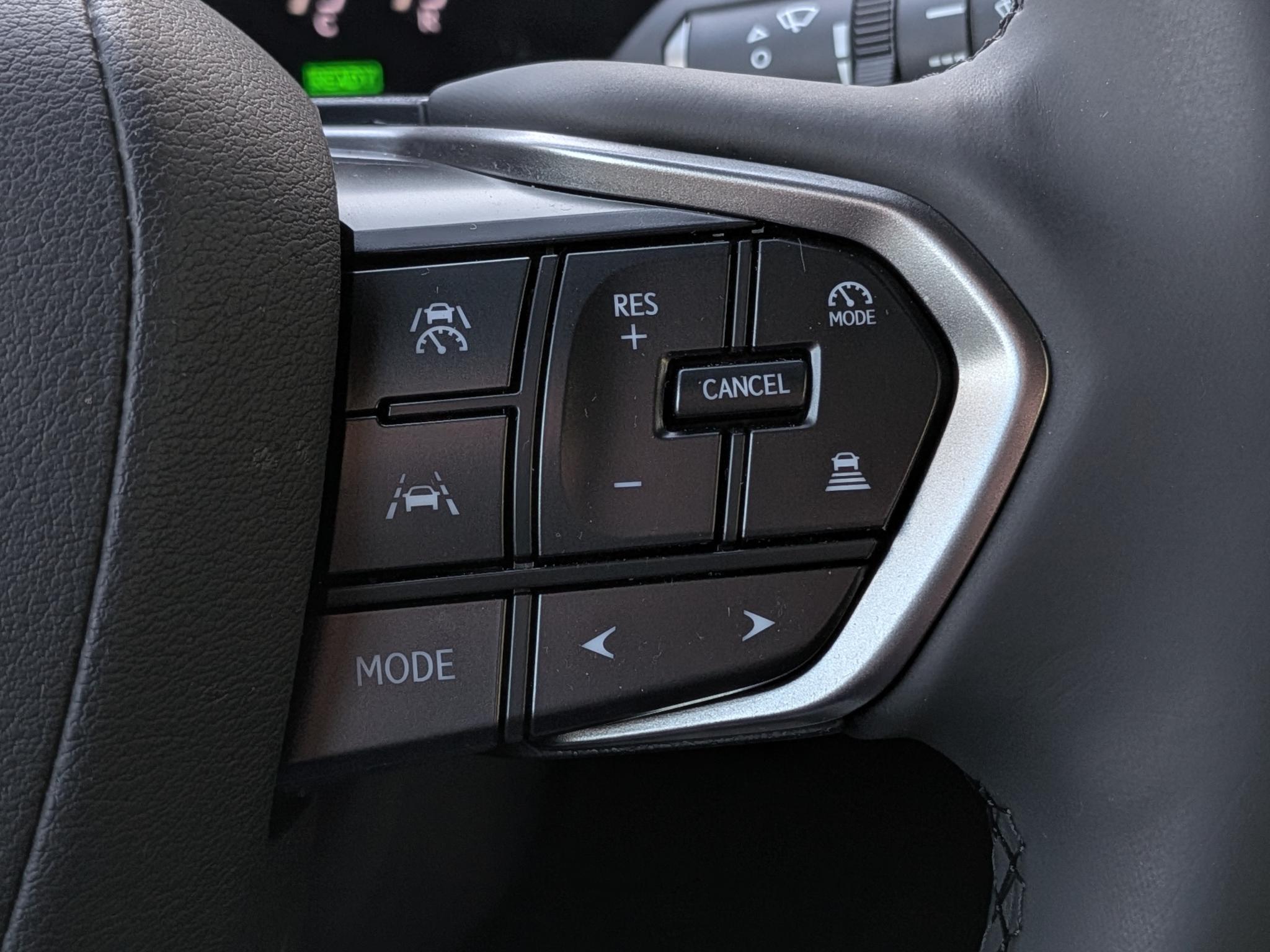Foto van Lexus LBX