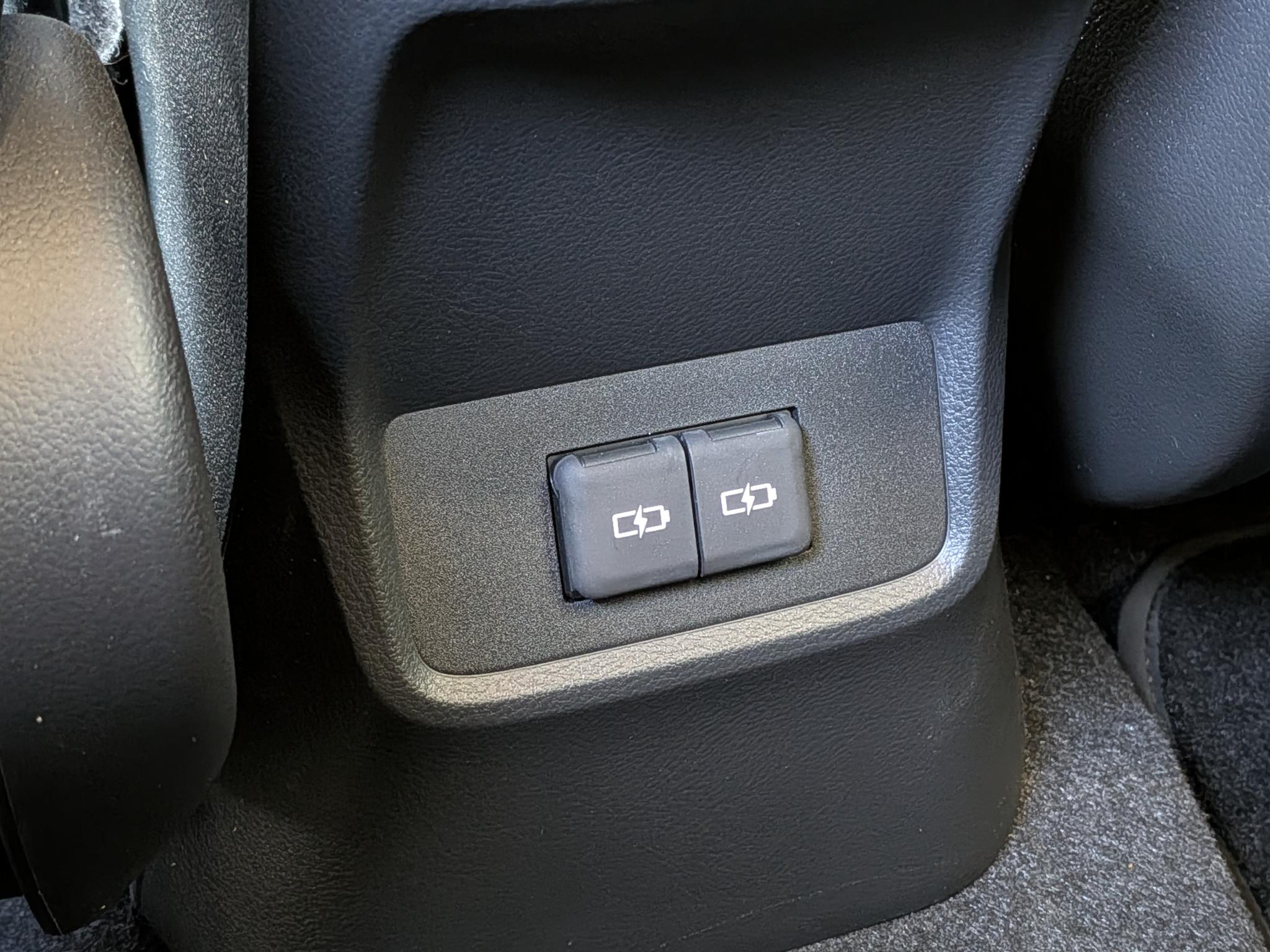 Foto van Lexus LBX
