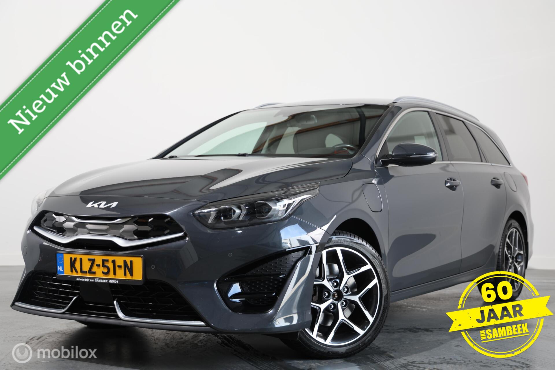Kia Ceed Sportswagon 1.6 GDI PHEV ExecutiveLine - Trekhaak - Stoel/Stuurverwarming en verkoeling - Carplay 2022 - voorkant