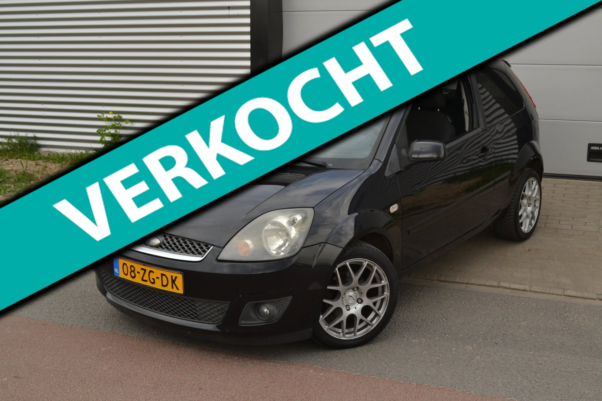 Ford Fiesta 1.4-16V Futura 2008 - voorkant