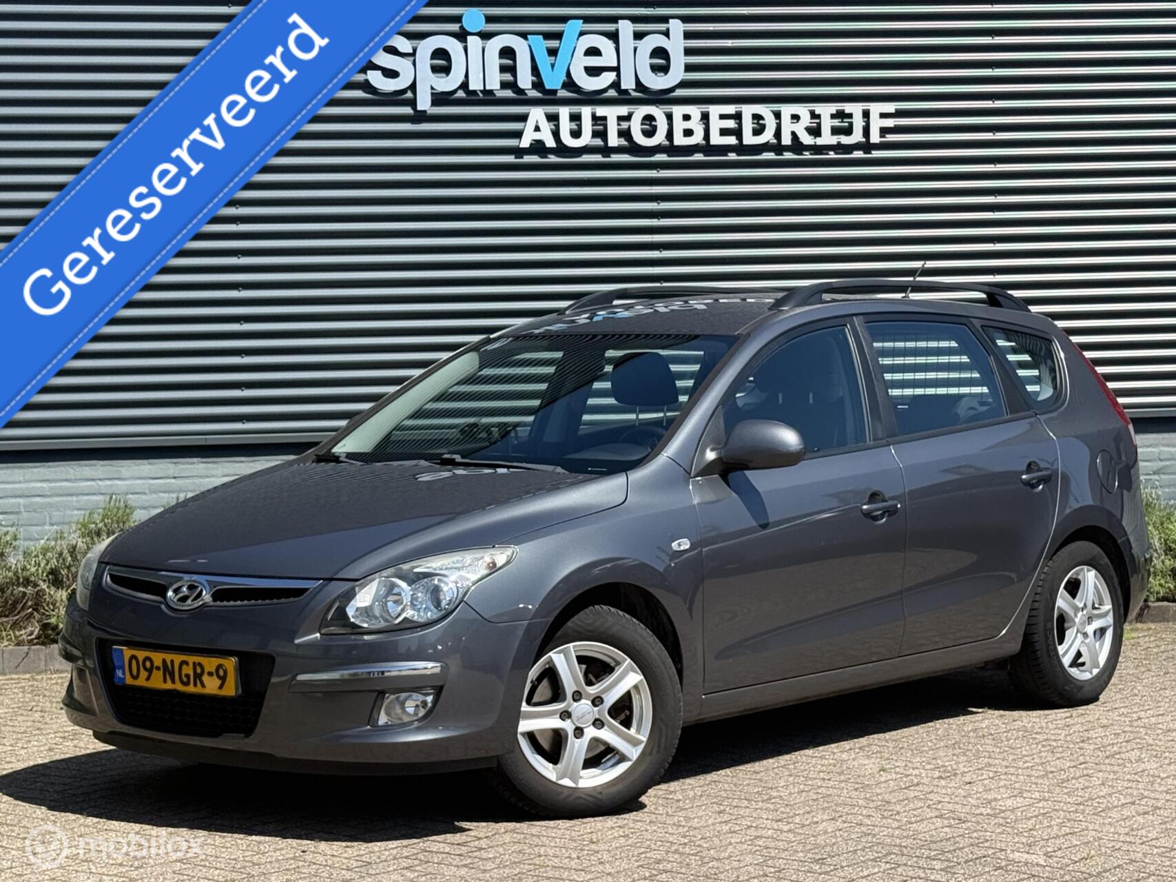 Hyundai I 30cw 1.6i Dynamic - 127pk - Climate - Pdc - 2010 - voorkant