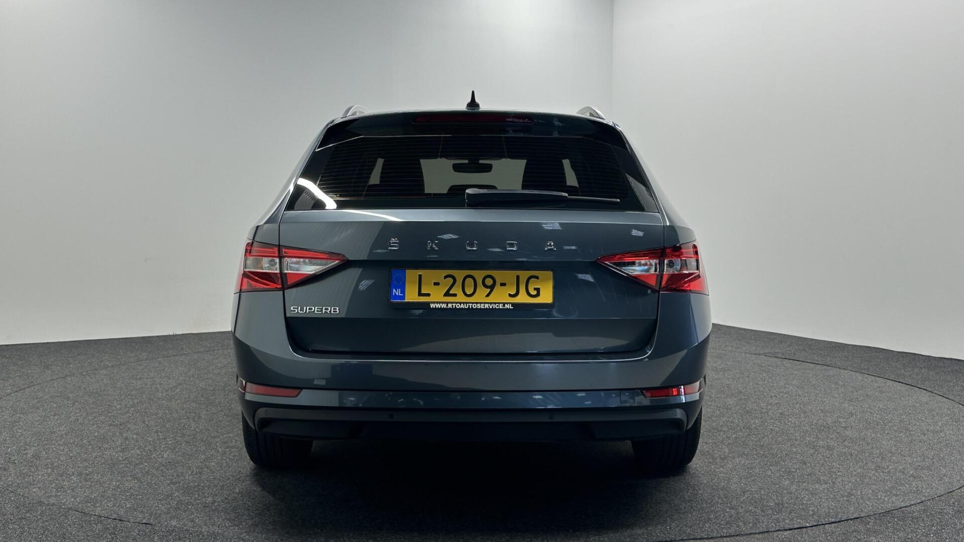 Foto van Skoda Superb Combi