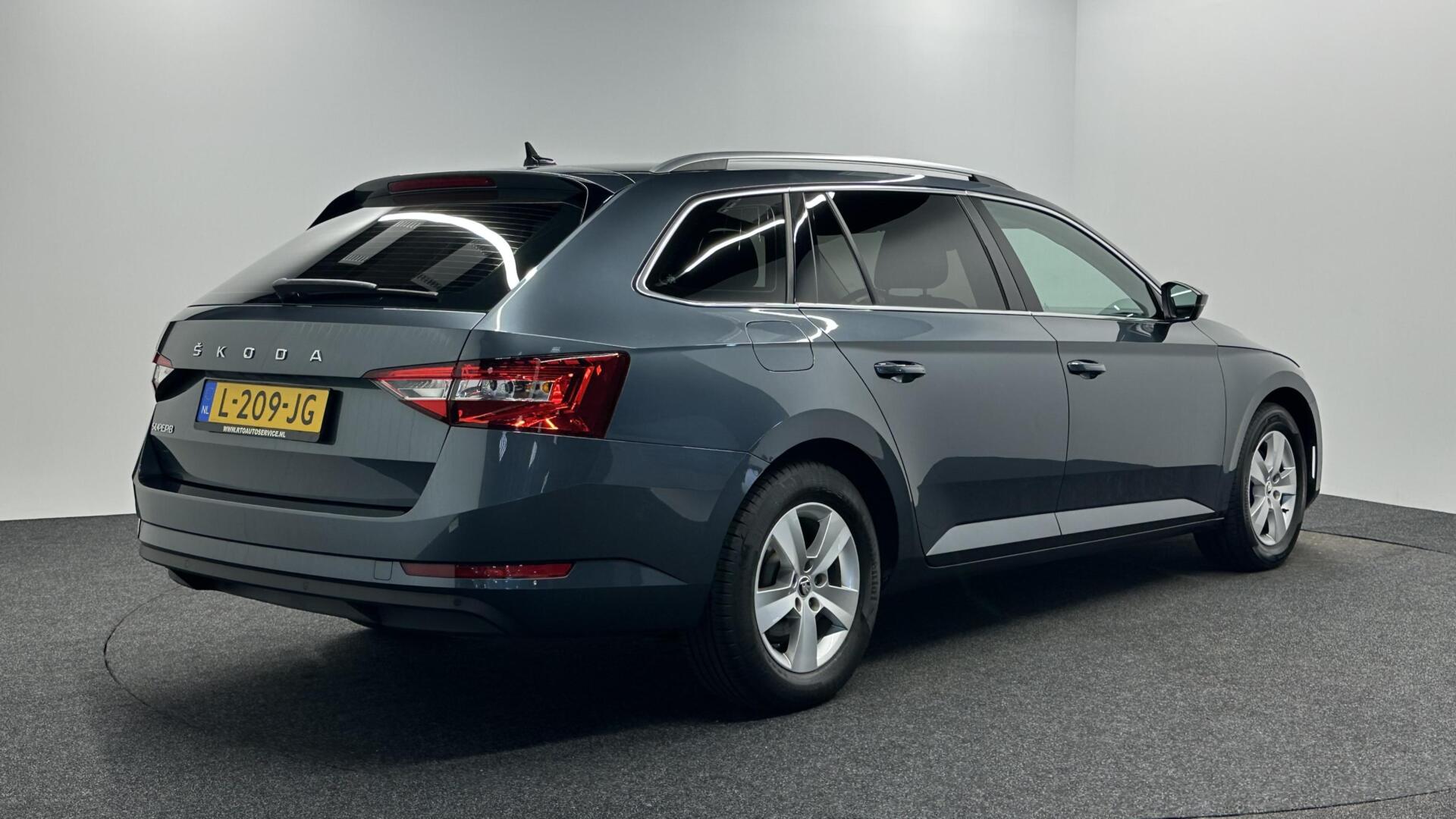 Foto van Skoda Superb Combi