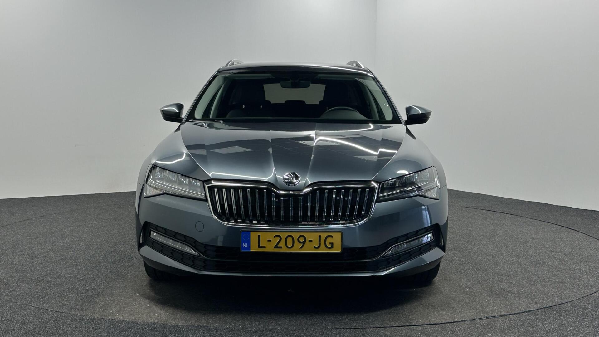 Foto van Skoda Superb Combi