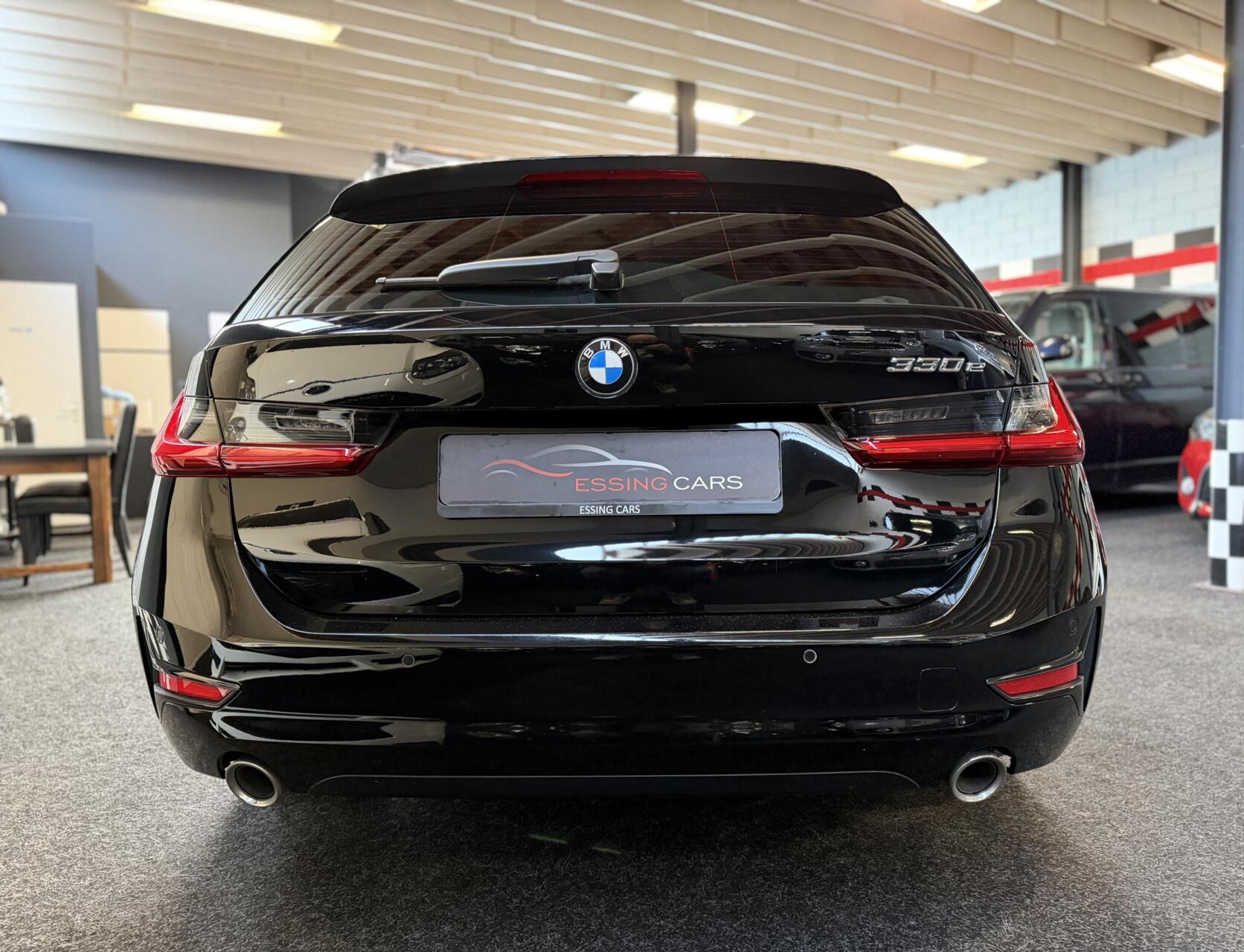 Foto van BMW 330e