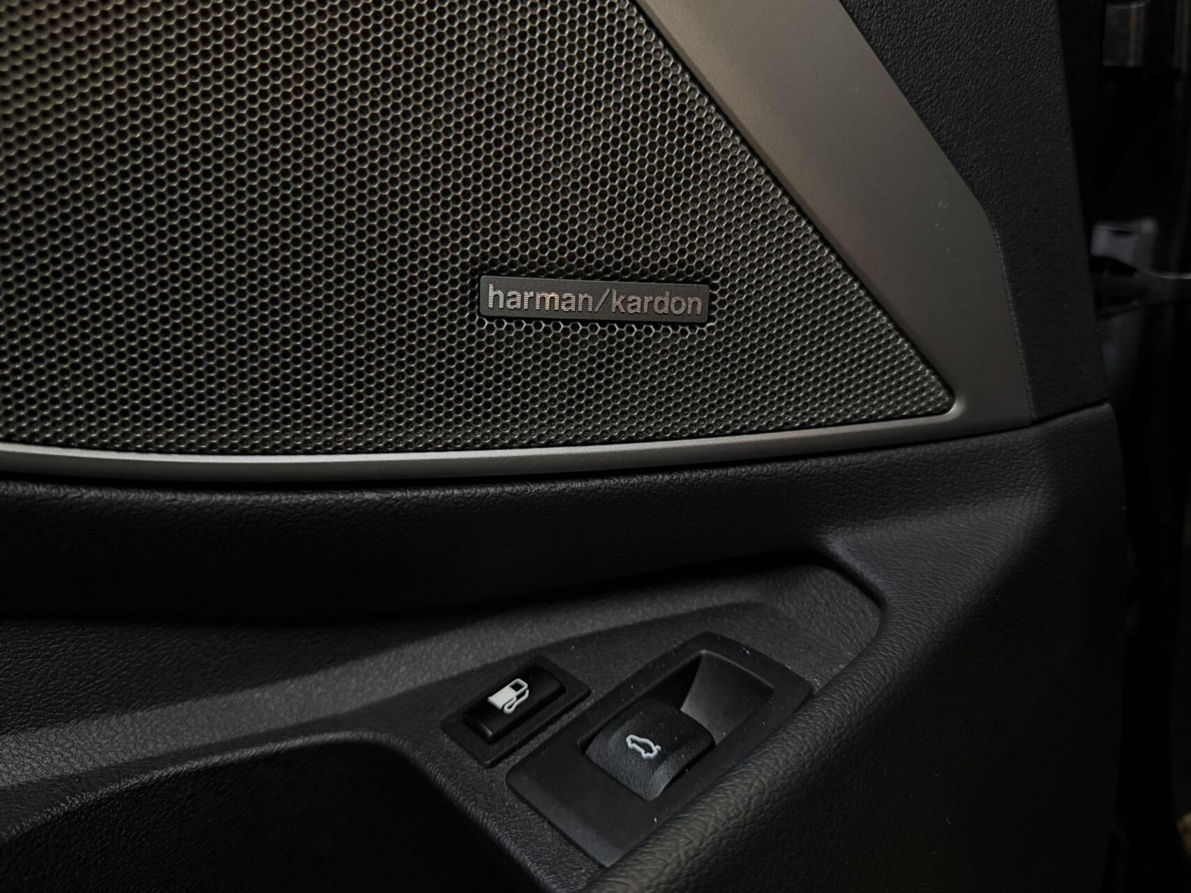 Foto van BMW 330e