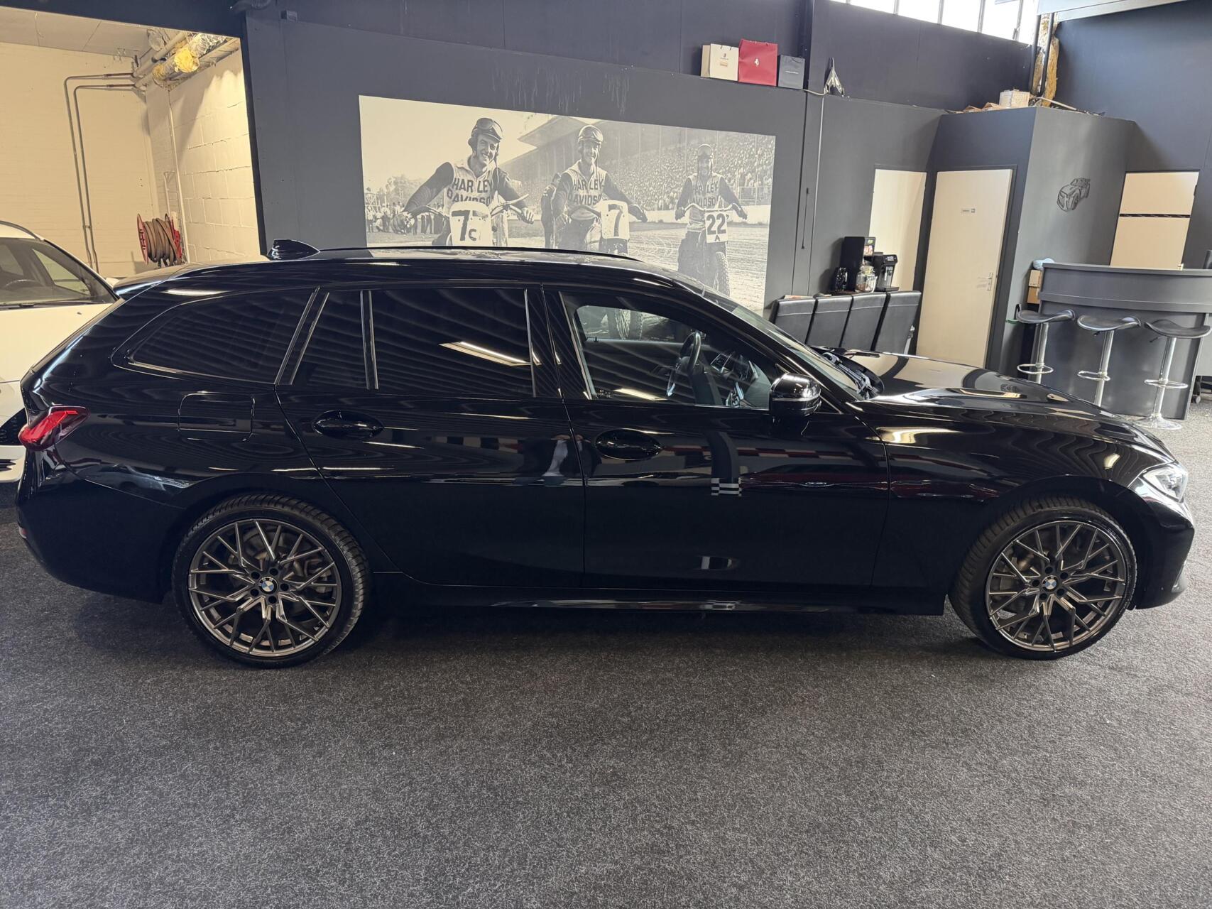 Foto van BMW 330e