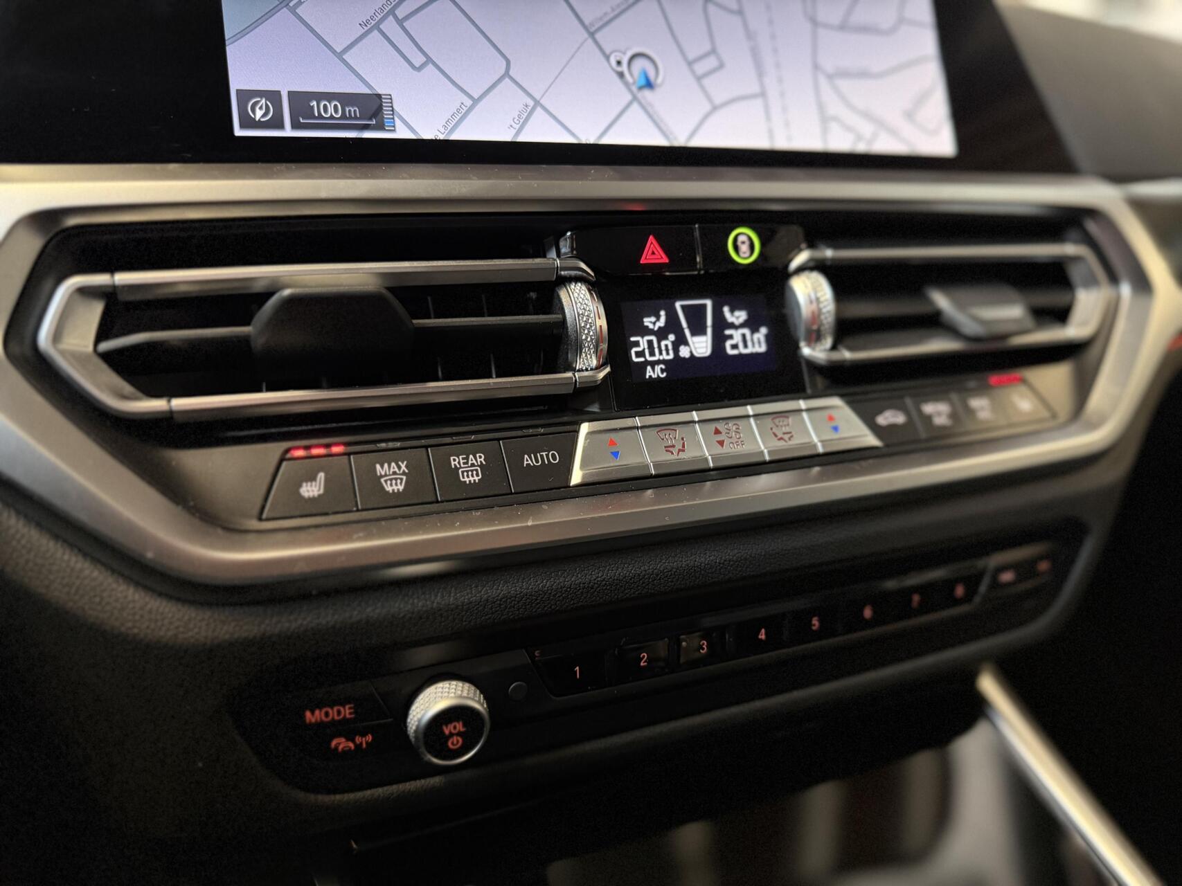 Foto van BMW 330e
