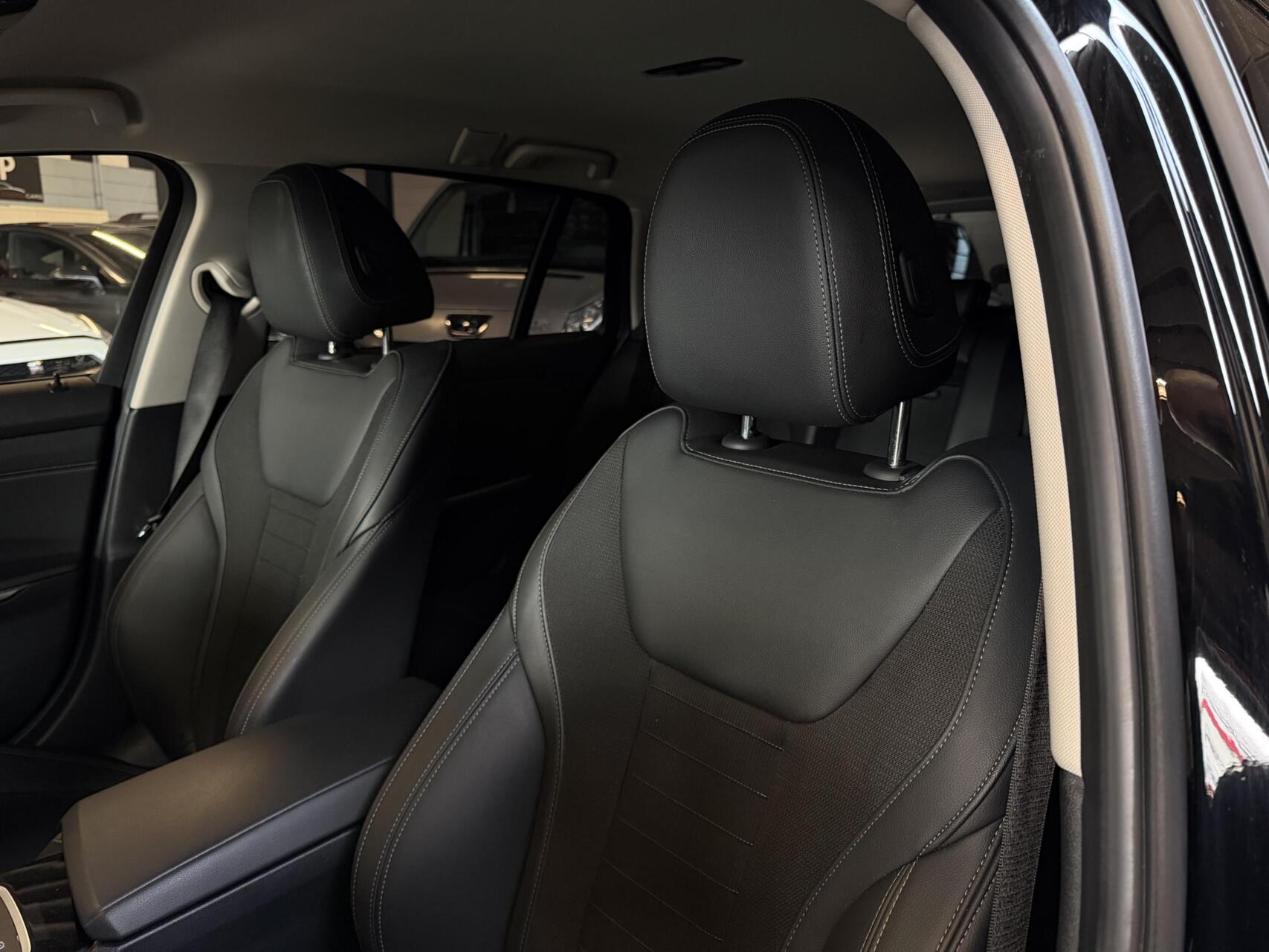 Foto van BMW 330e