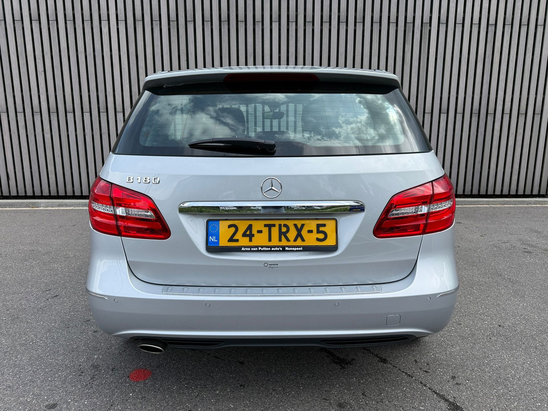 Foto van Mercedes-Benz B 180