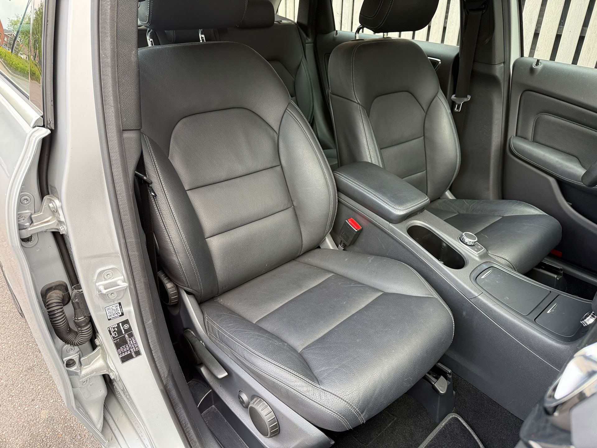 Foto van Mercedes-Benz B 180