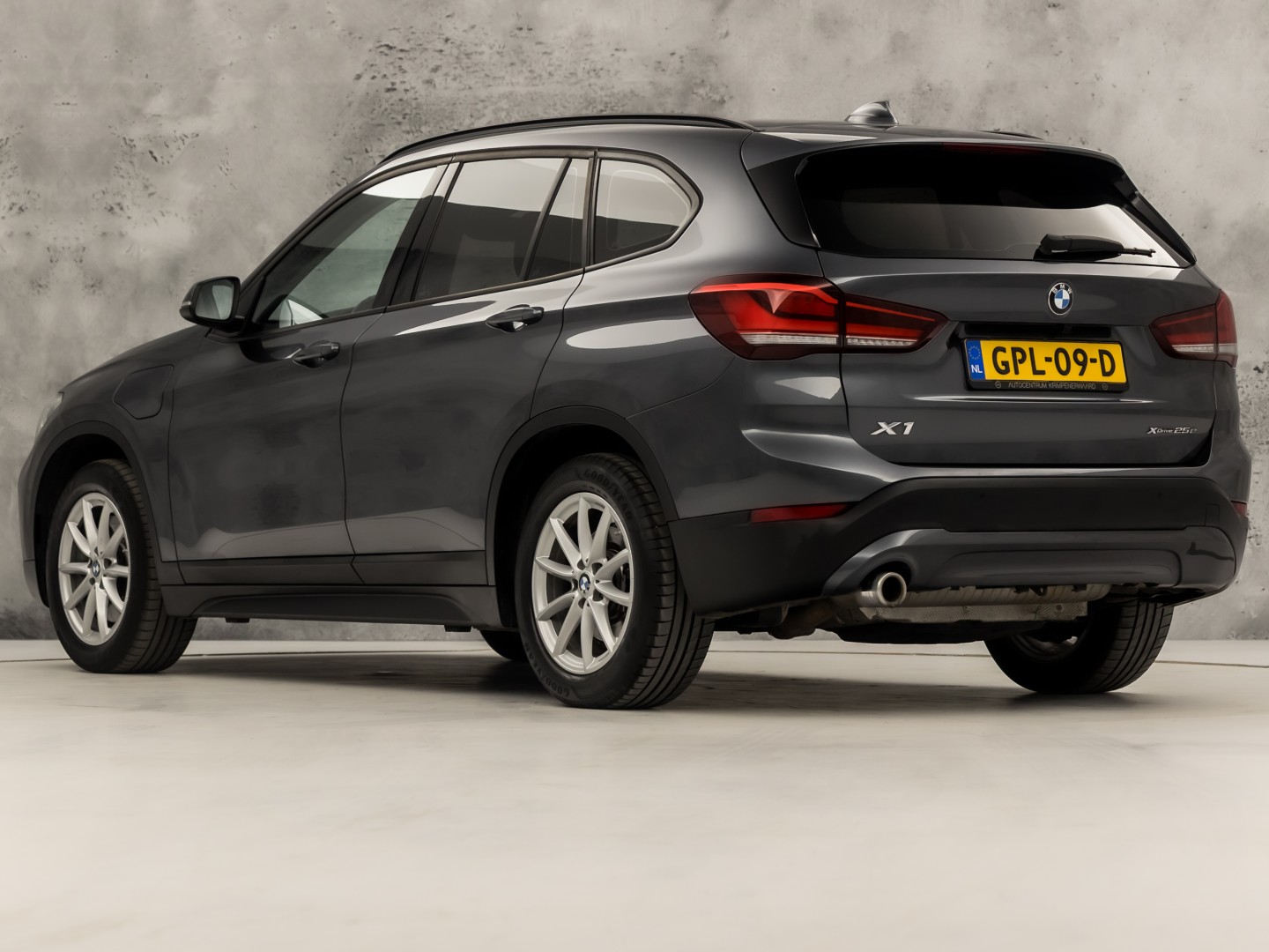 Foto van BMW X1 Xdrive25e