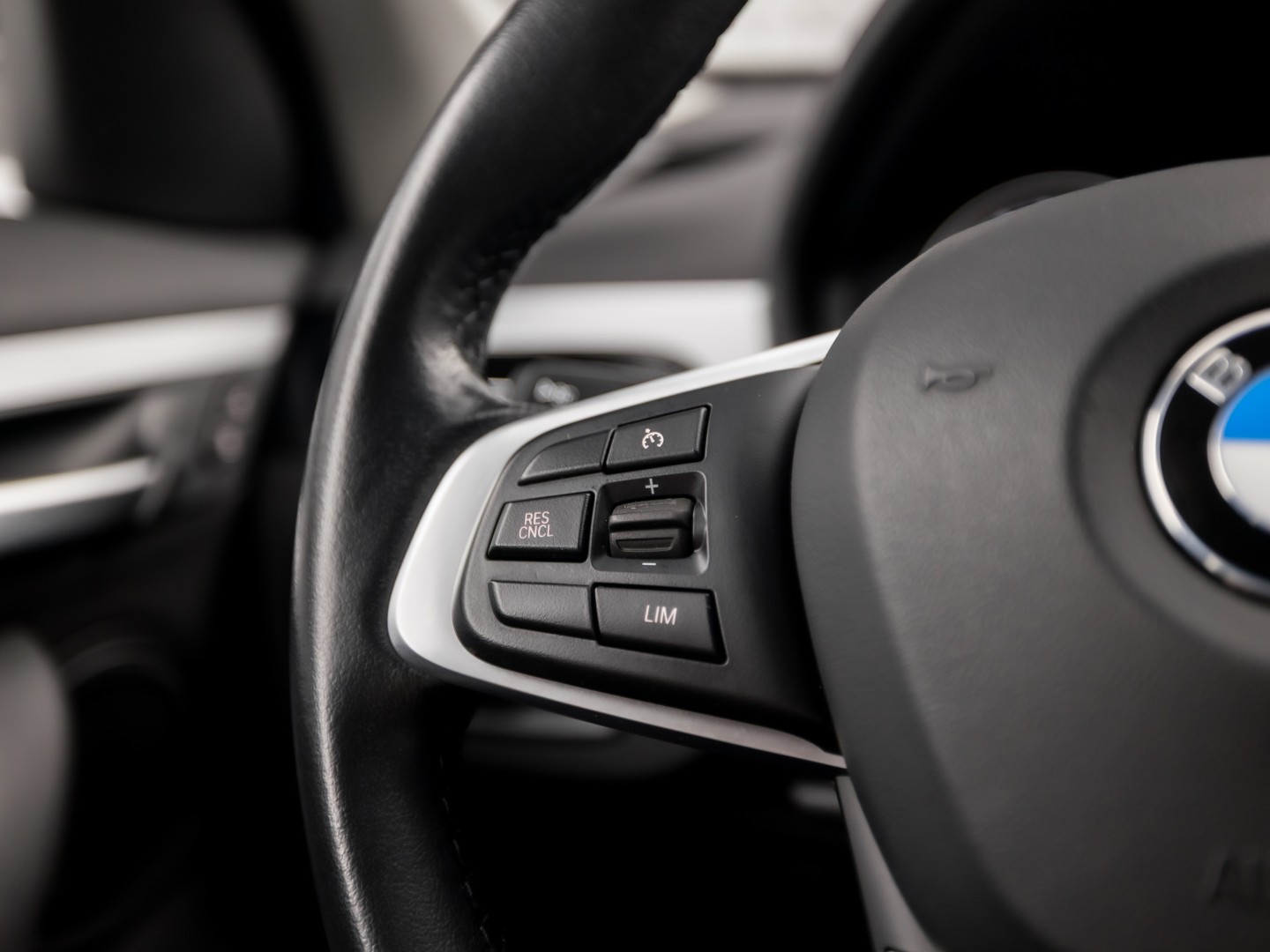 Foto van BMW X1 Xdrive25e