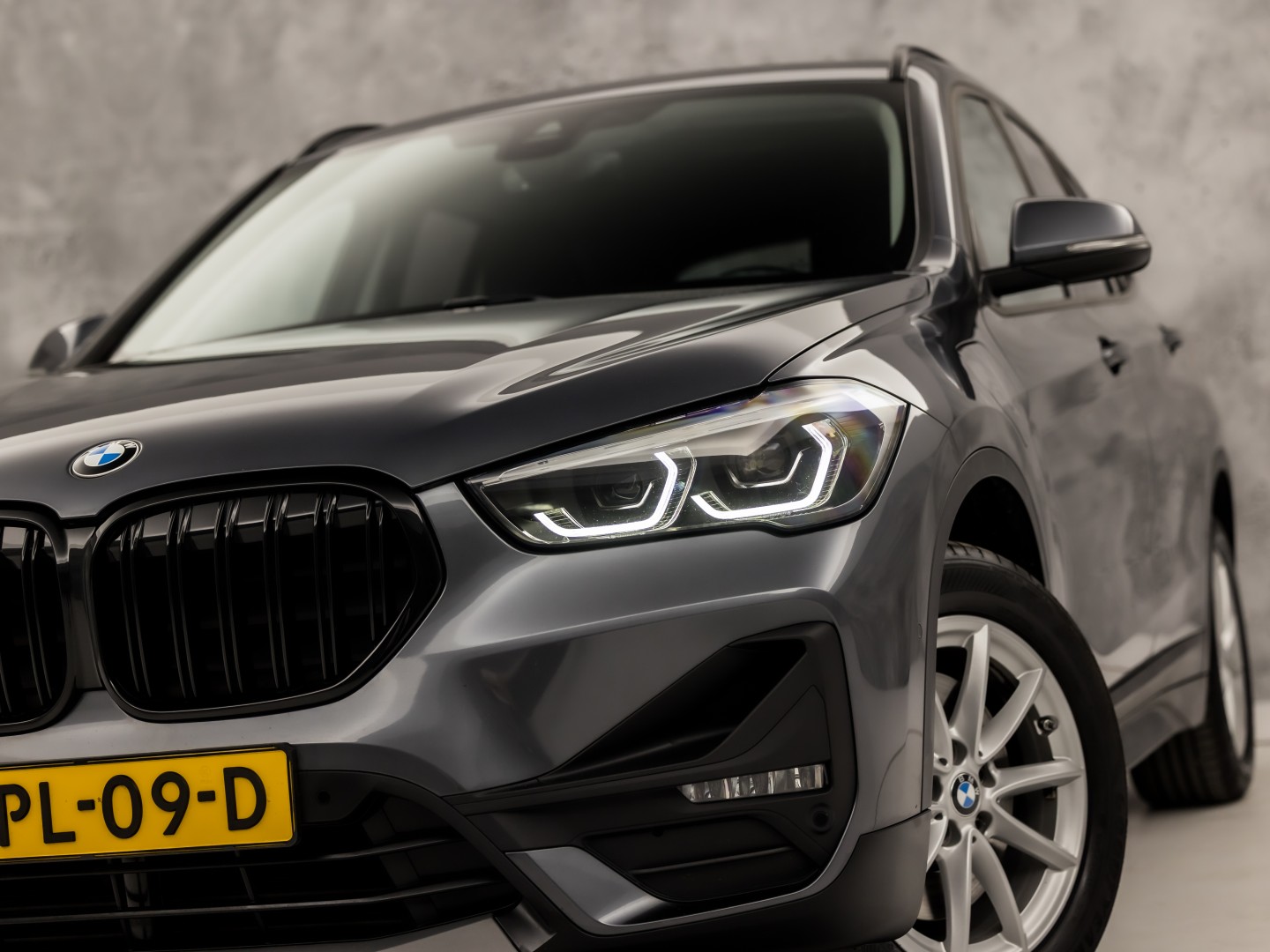 Foto van BMW X1 Xdrive25e