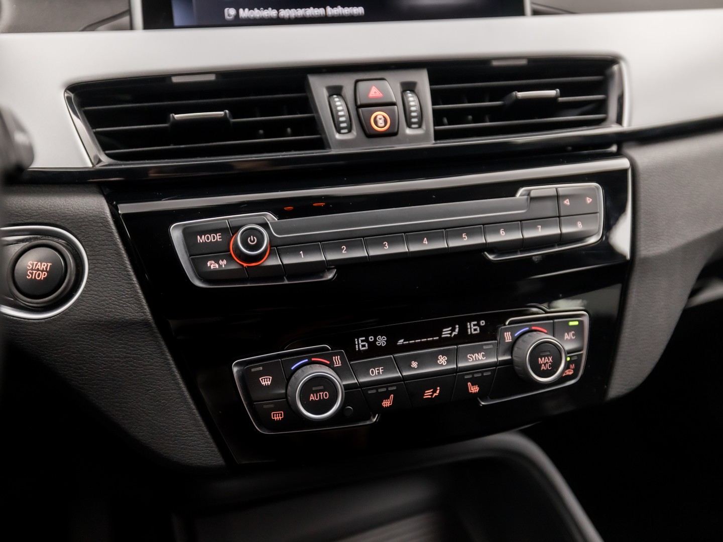 Foto van BMW X1 Xdrive25e