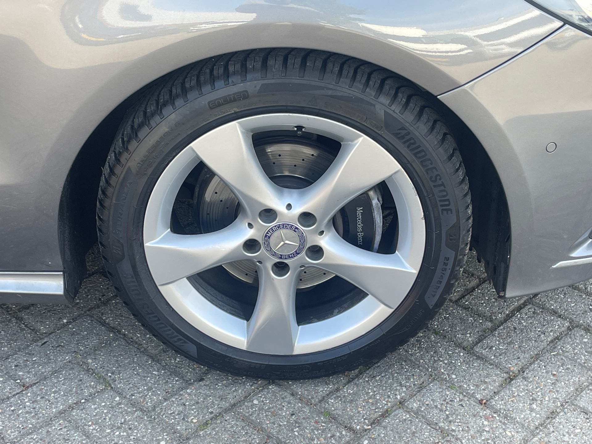 Foto van Mercedes-Benz B 180