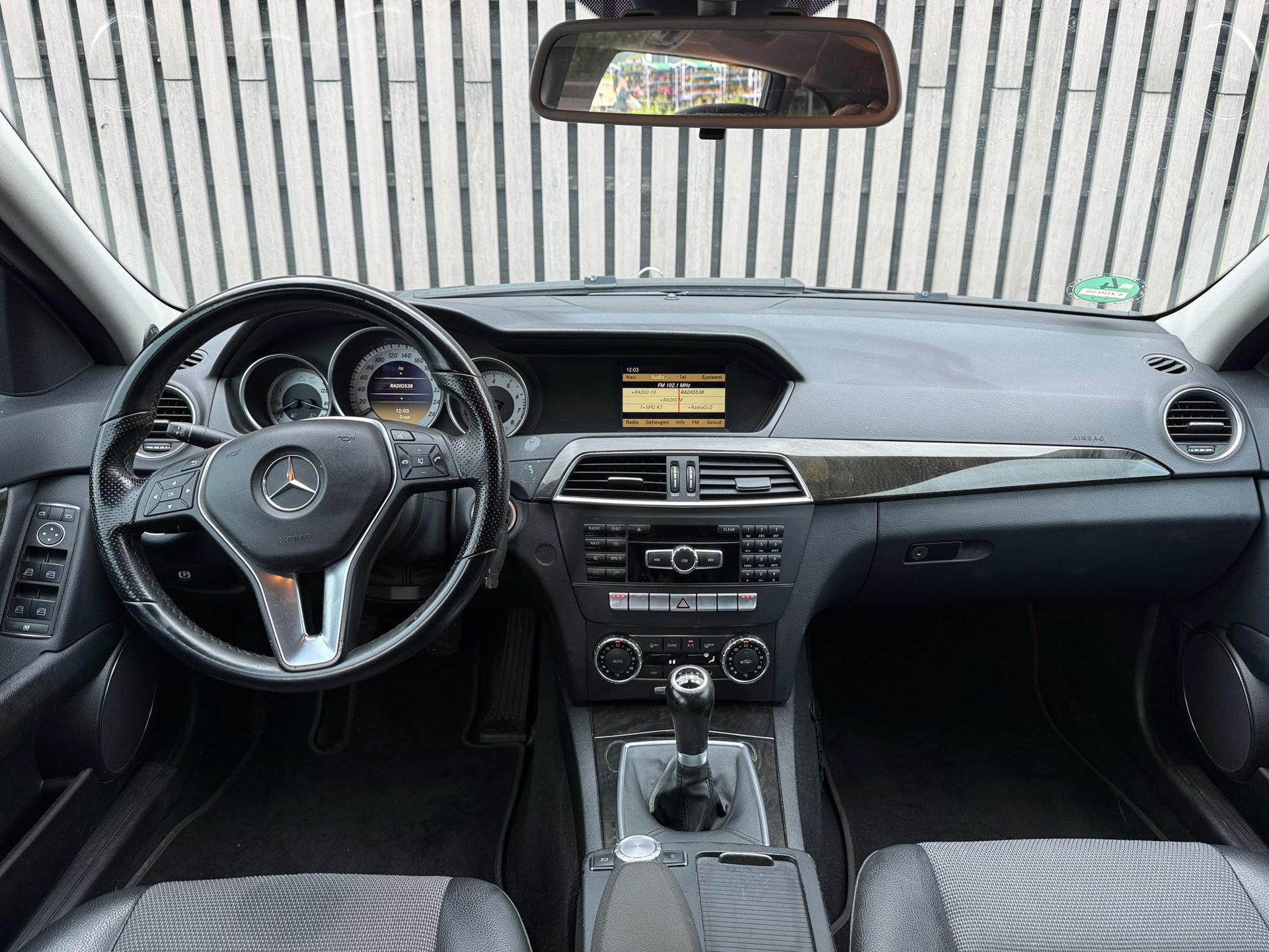 Foto van Mercedes-Benz C 200