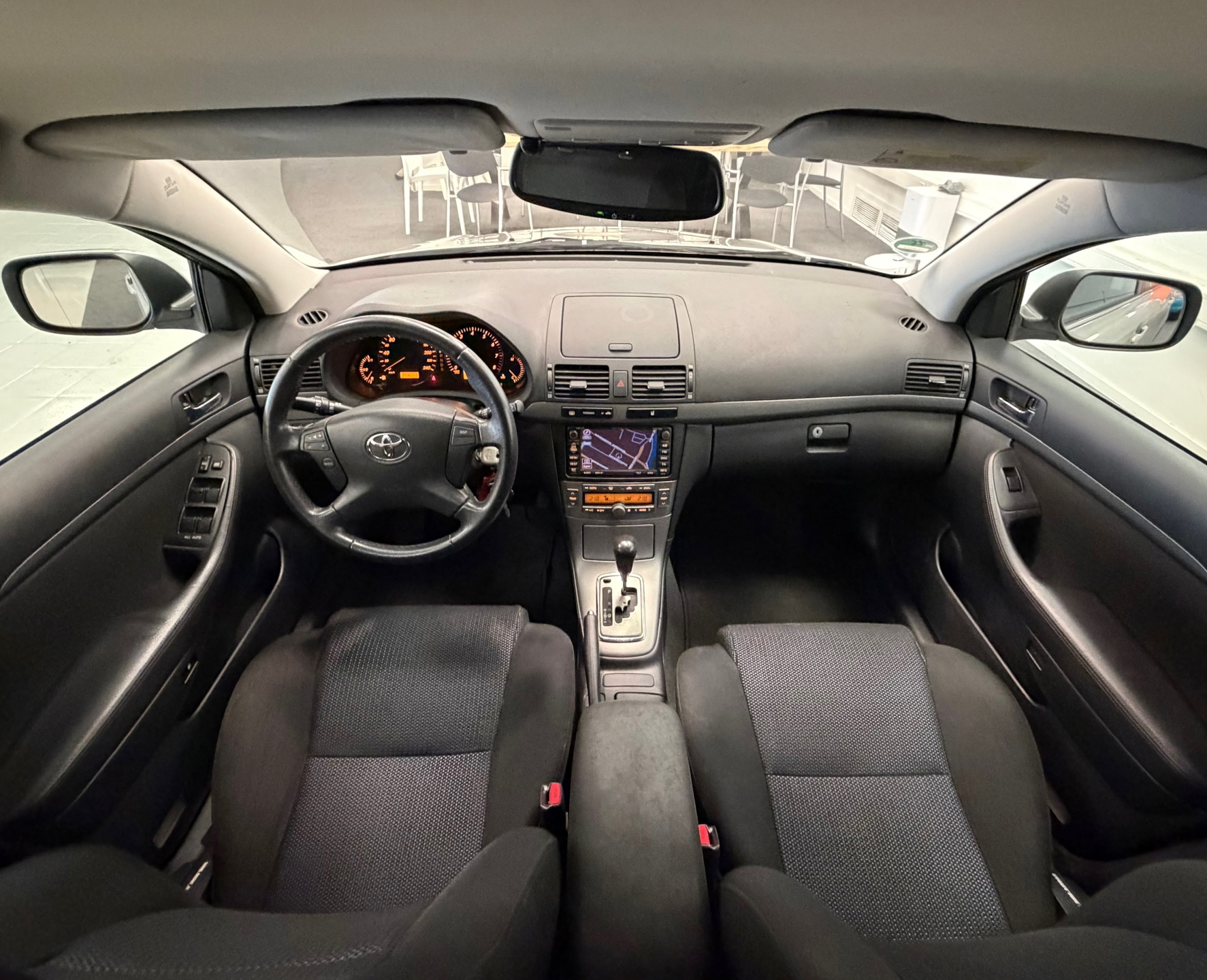 Foto van Toyota Toyota Avensis