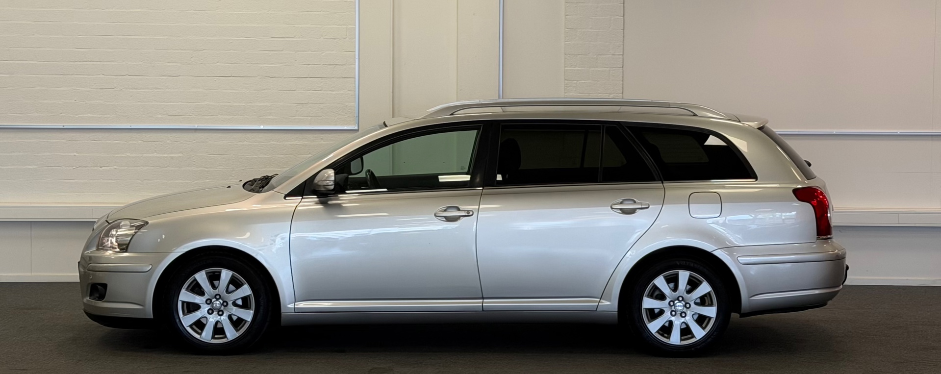 Foto van Toyota Toyota Avensis