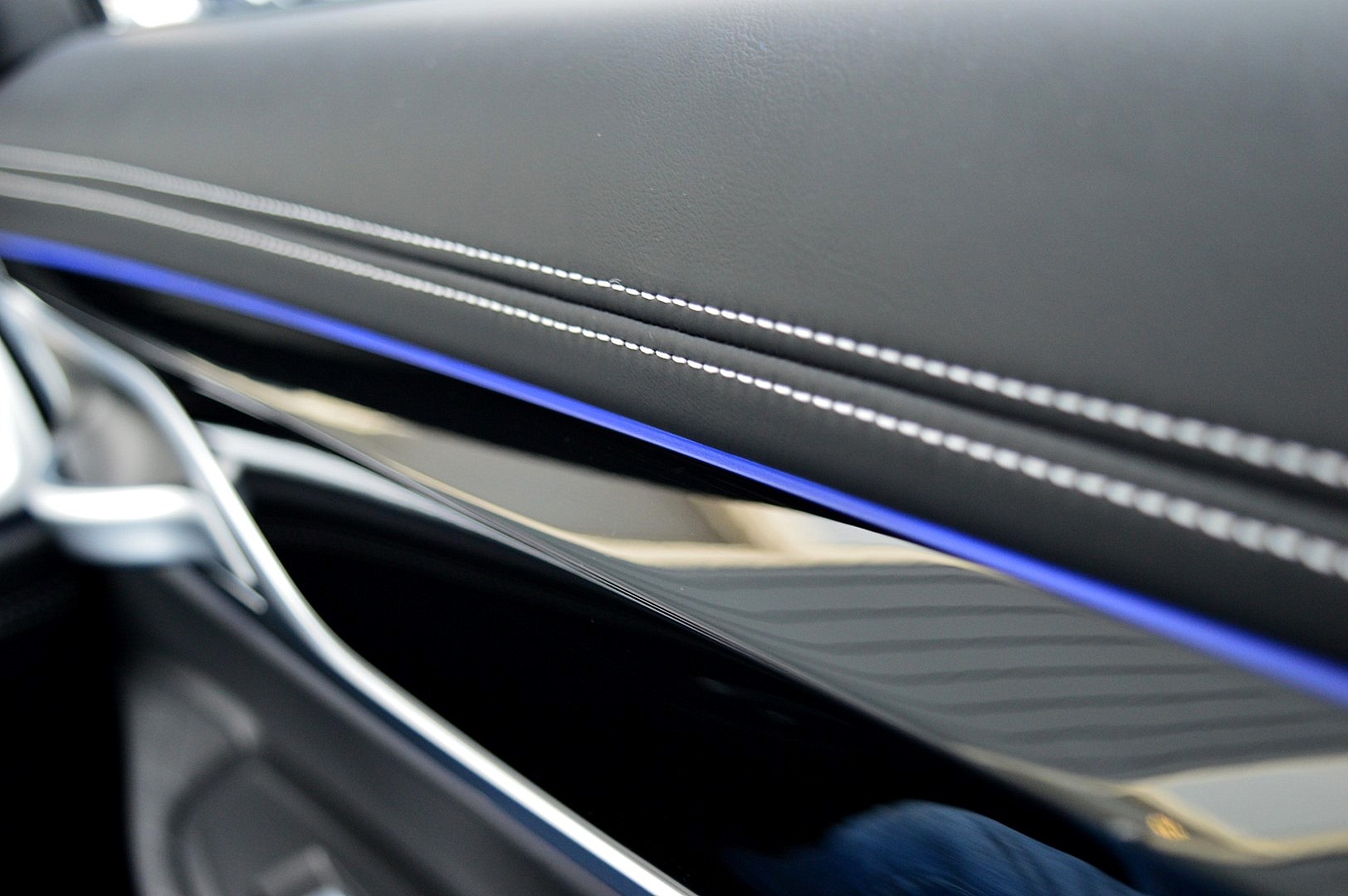 Foto van BMW 745e