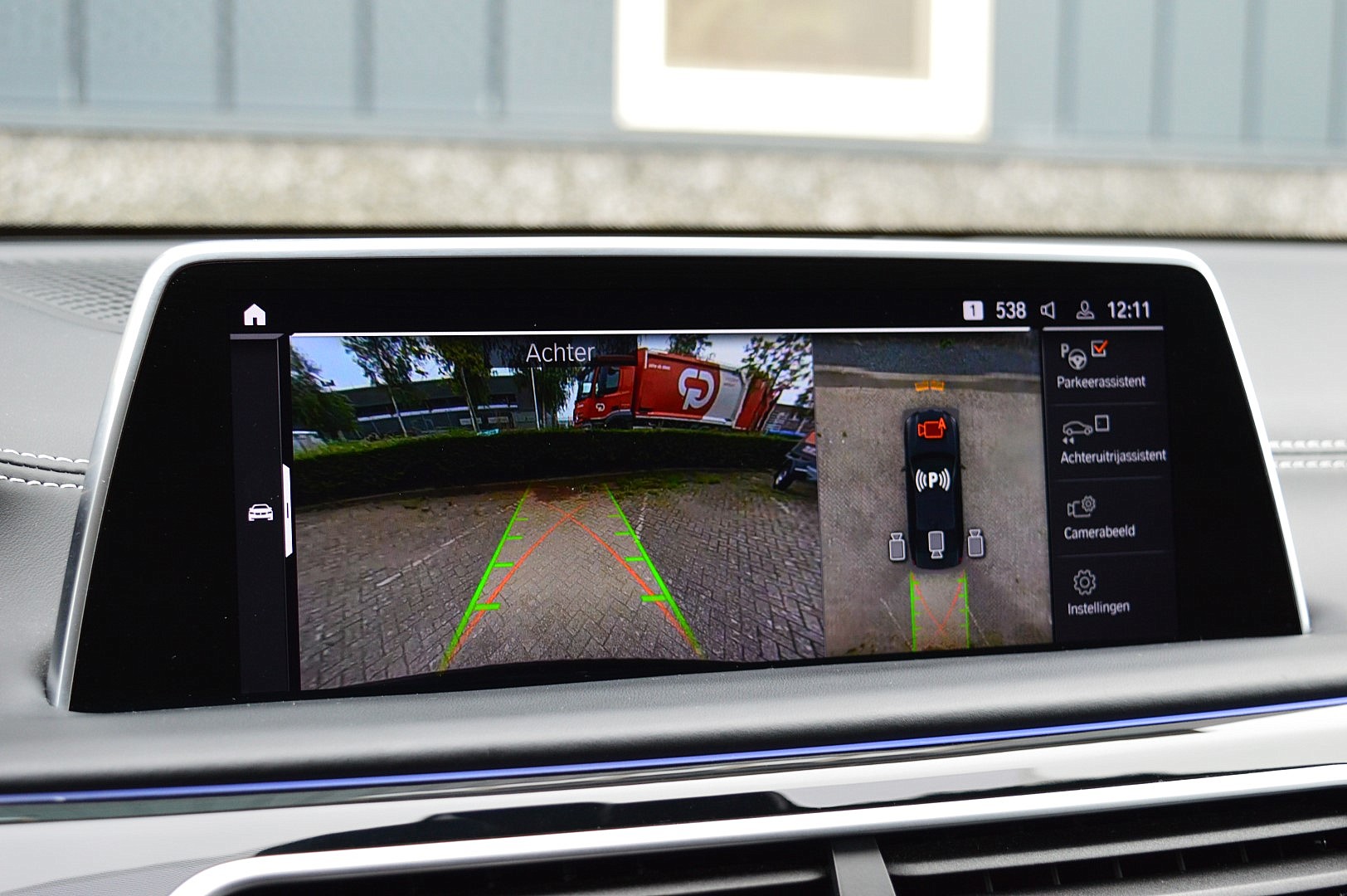 Foto van BMW 745e