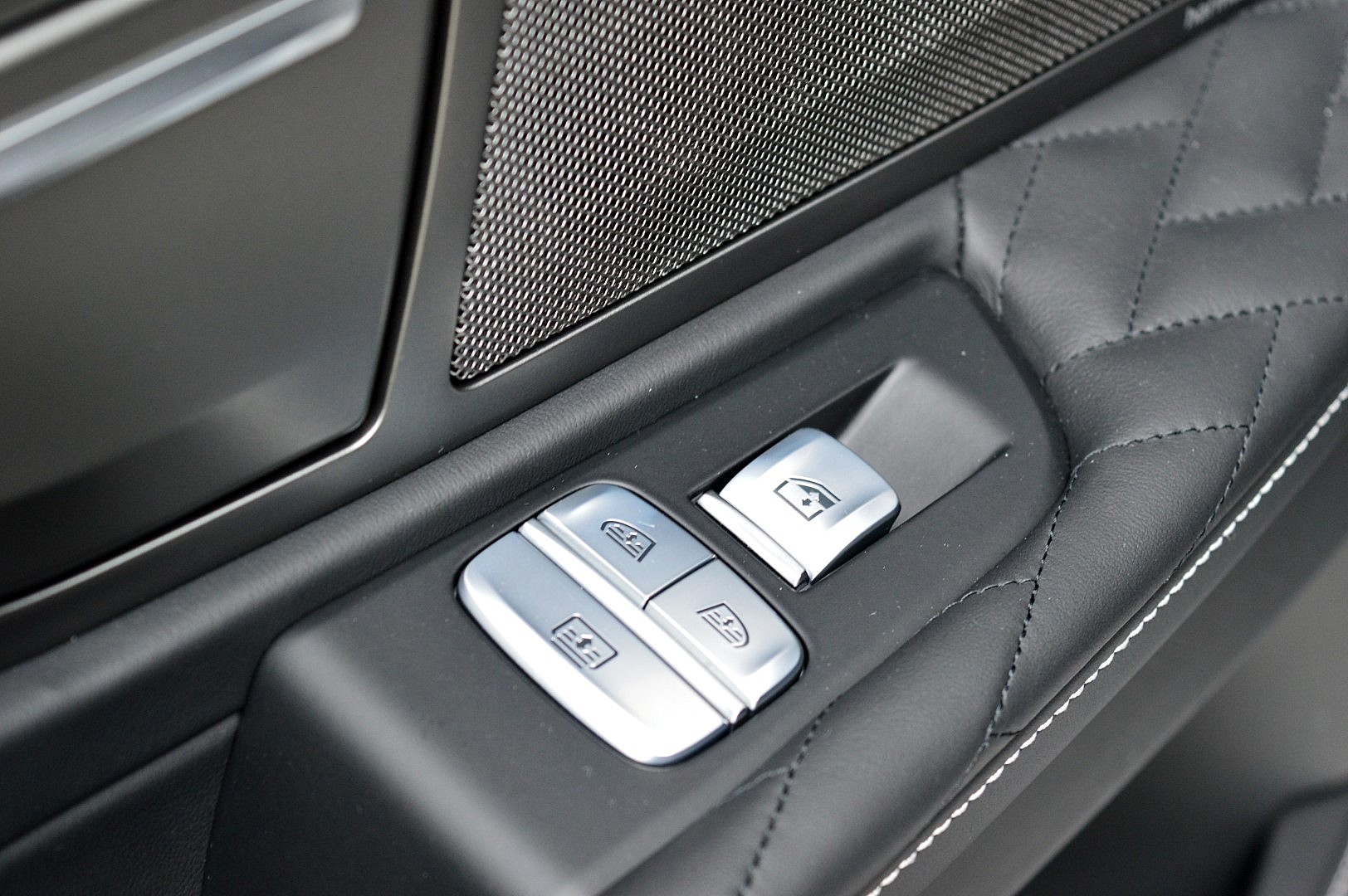 Foto van BMW 745e