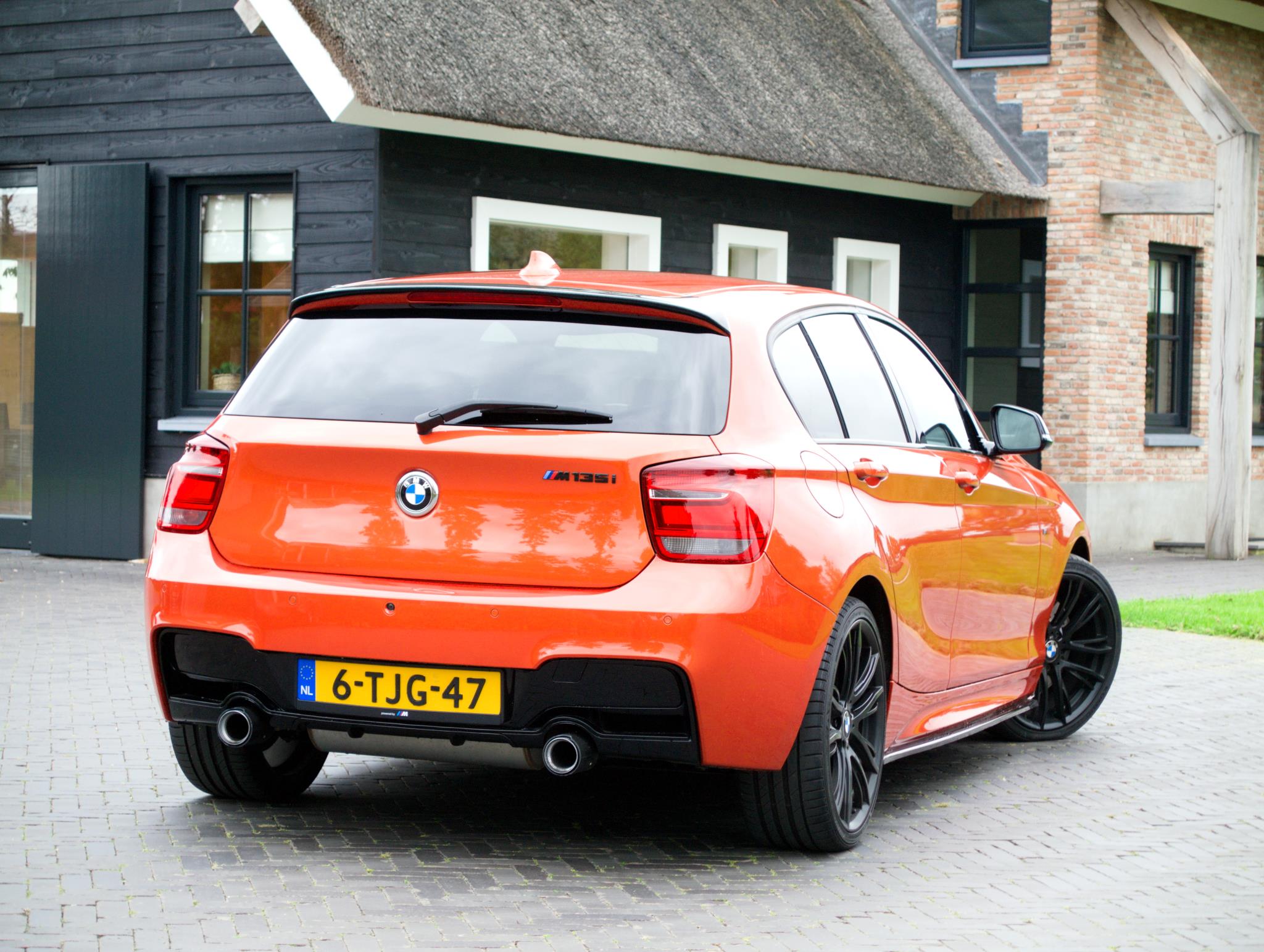 Foto van BMW M135i xDrive