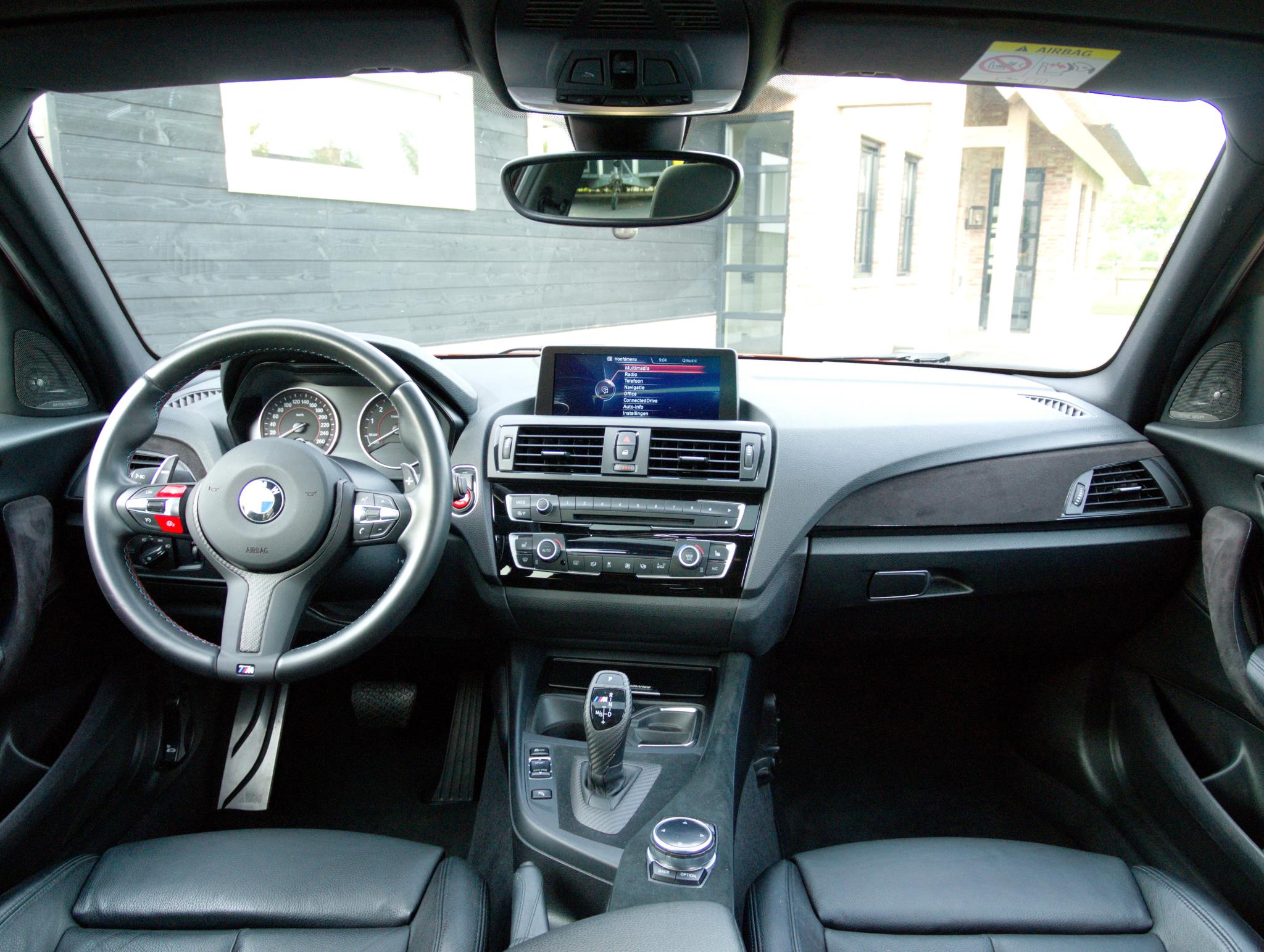 Foto van BMW M135i xDrive