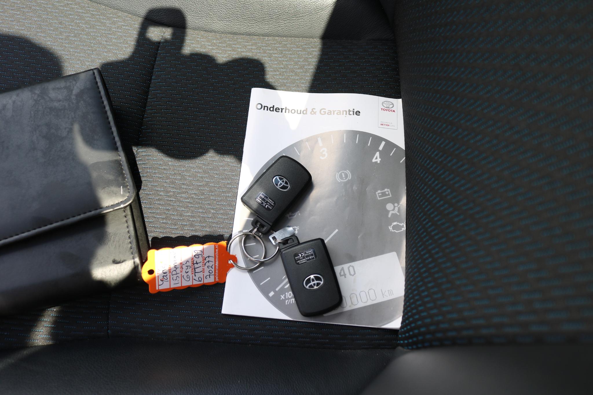 Foto van Toyota Toyota Yaris Hybrid