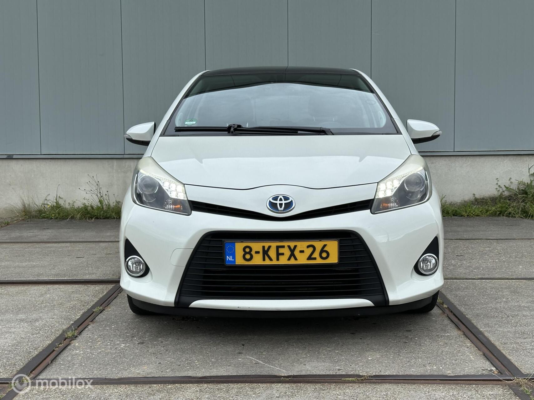 Foto van Toyota Toyota Yaris Hybrid