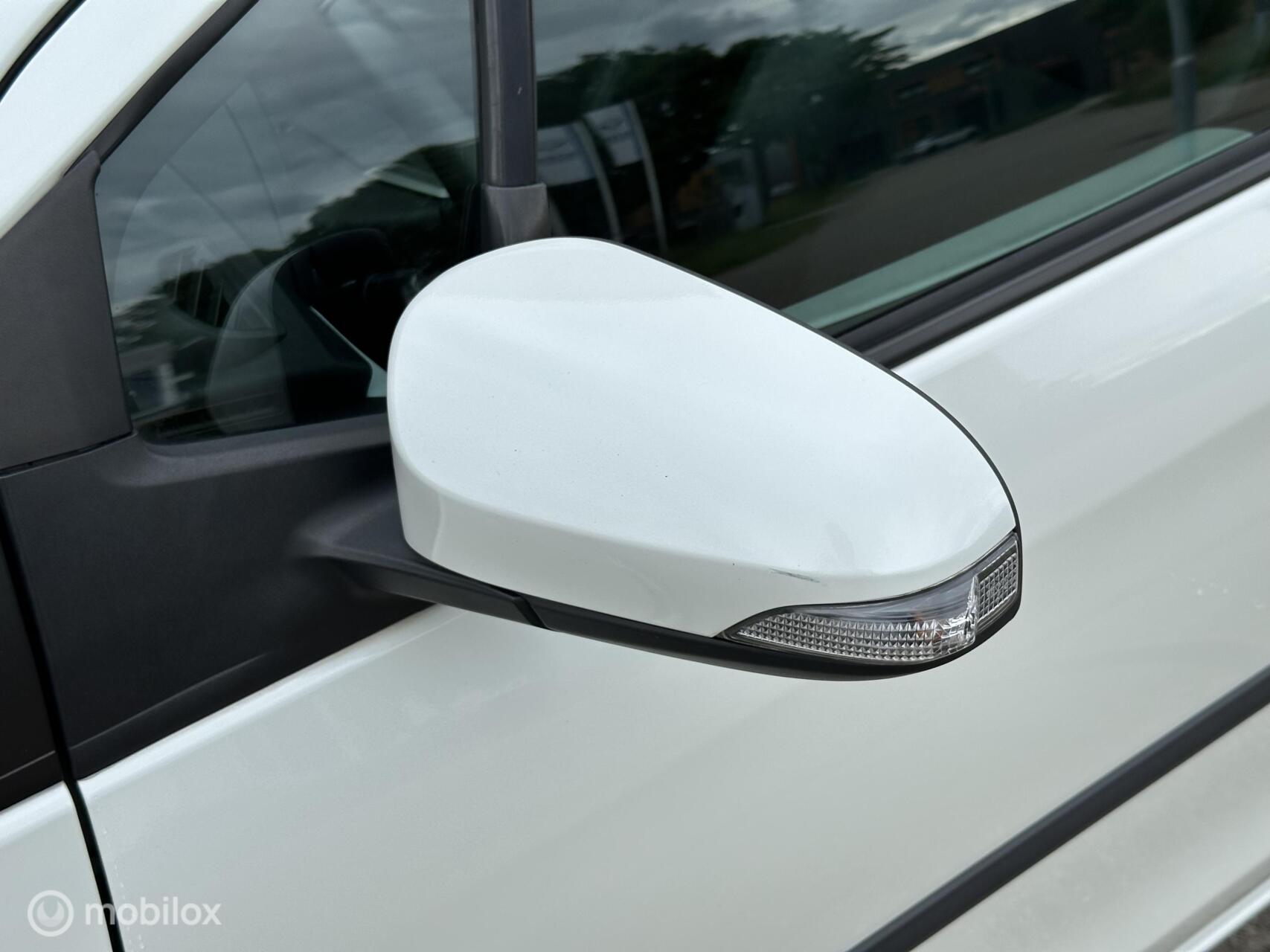 Foto van Toyota Toyota Yaris Hybrid